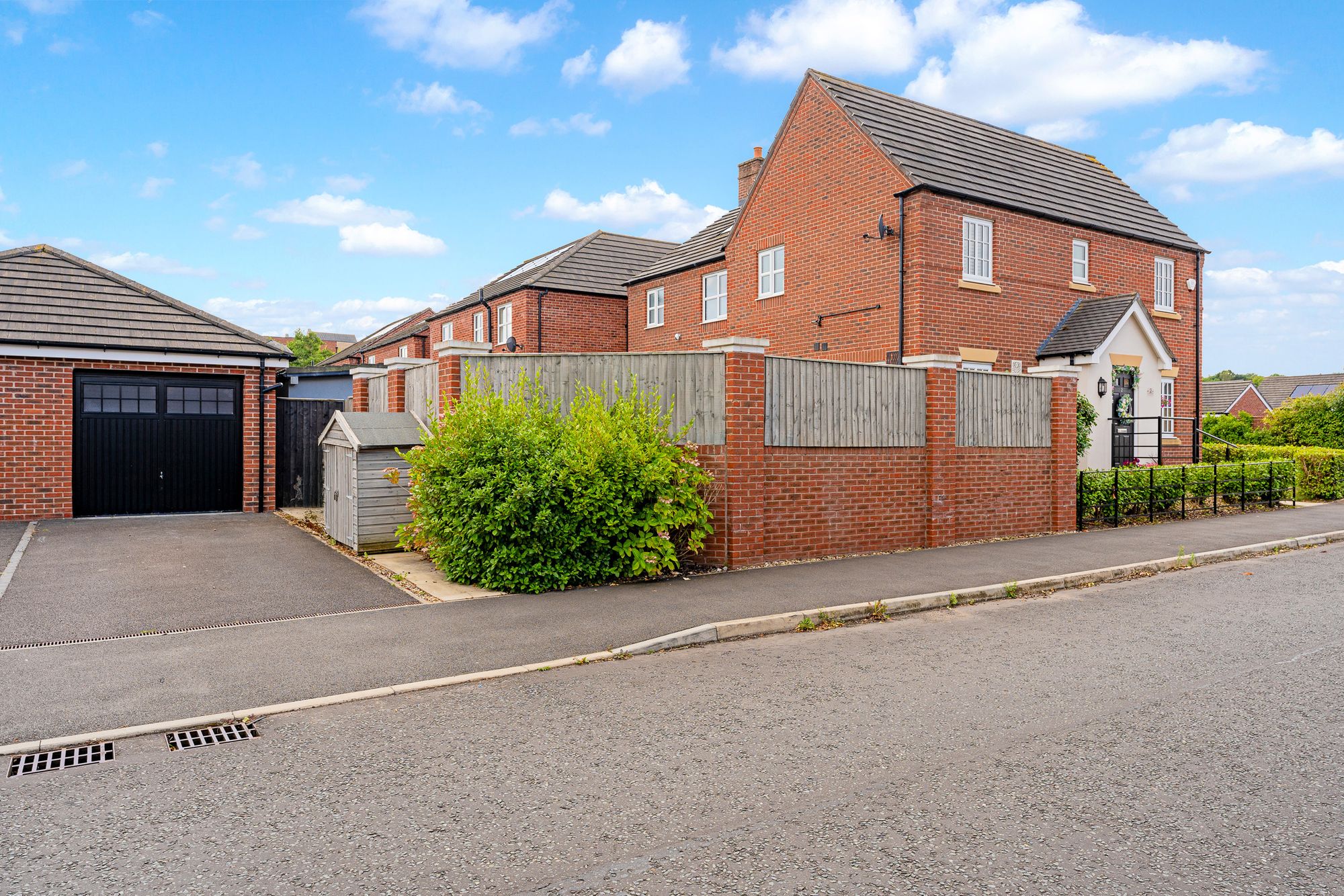 Lutterworth Avenue, Runcorn