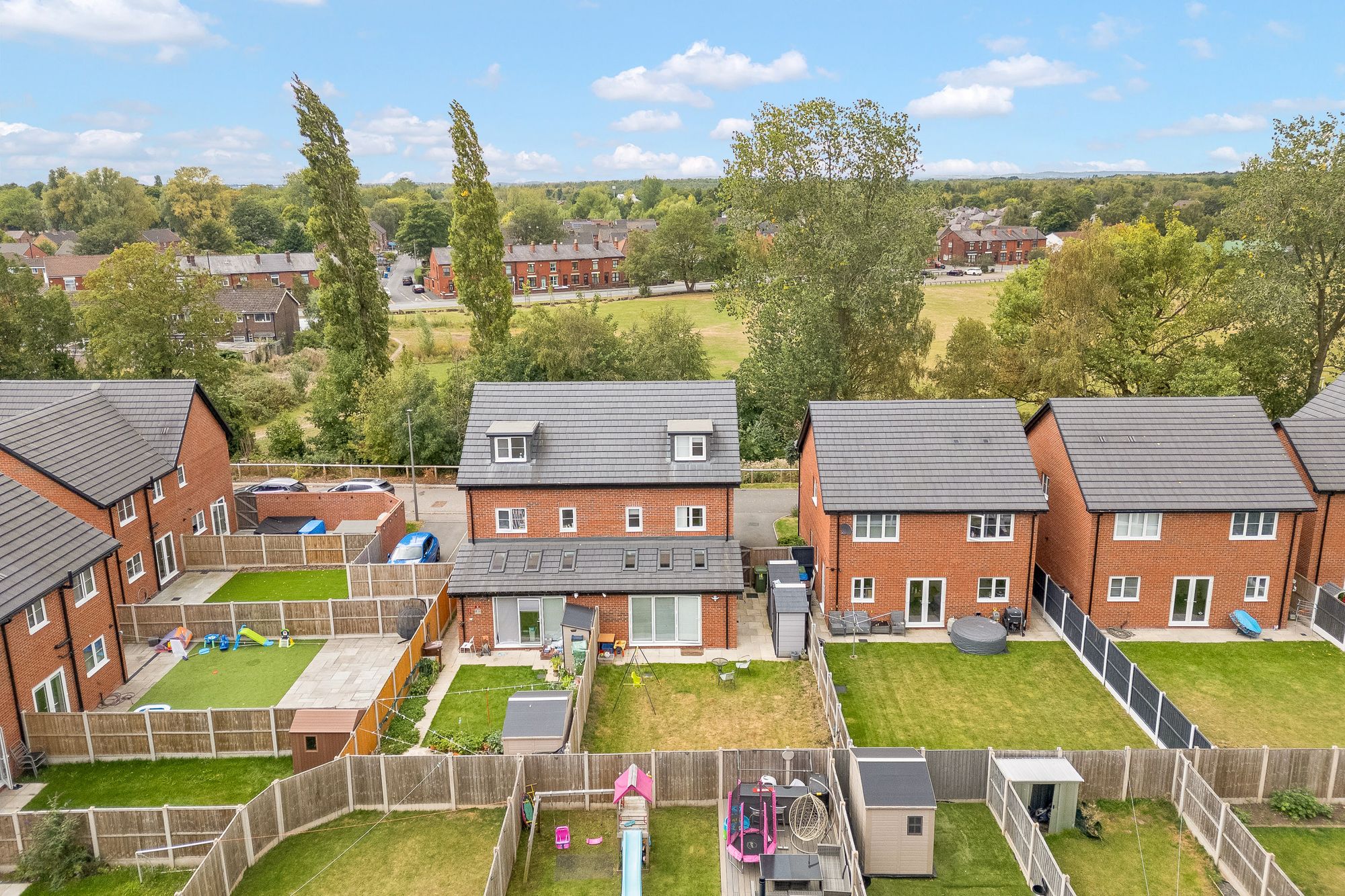 Limer Hill, Leigh, WN7