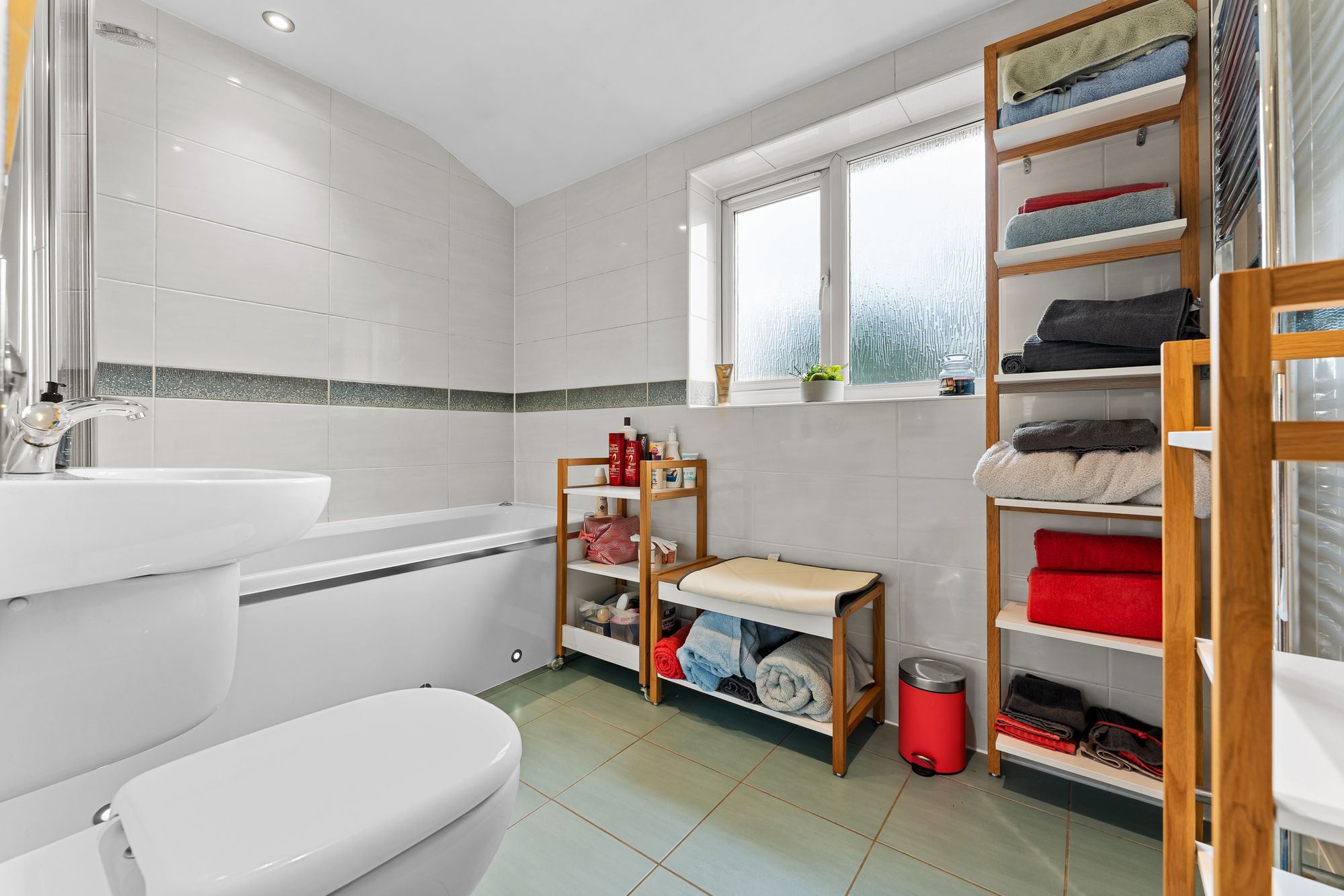 Buckingham Avenue, Widnes, WA8