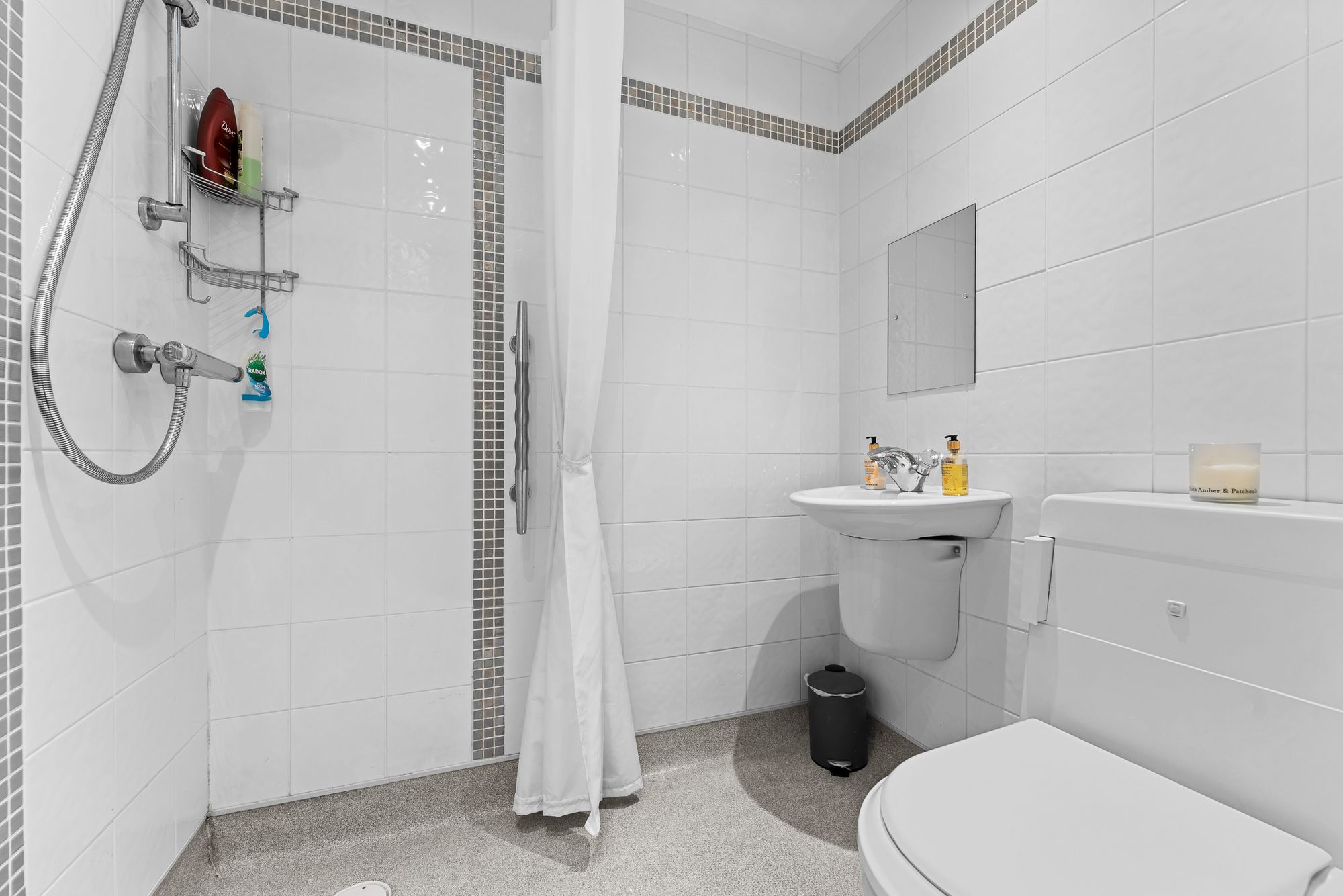 Buckingham Avenue, Widnes, WA8