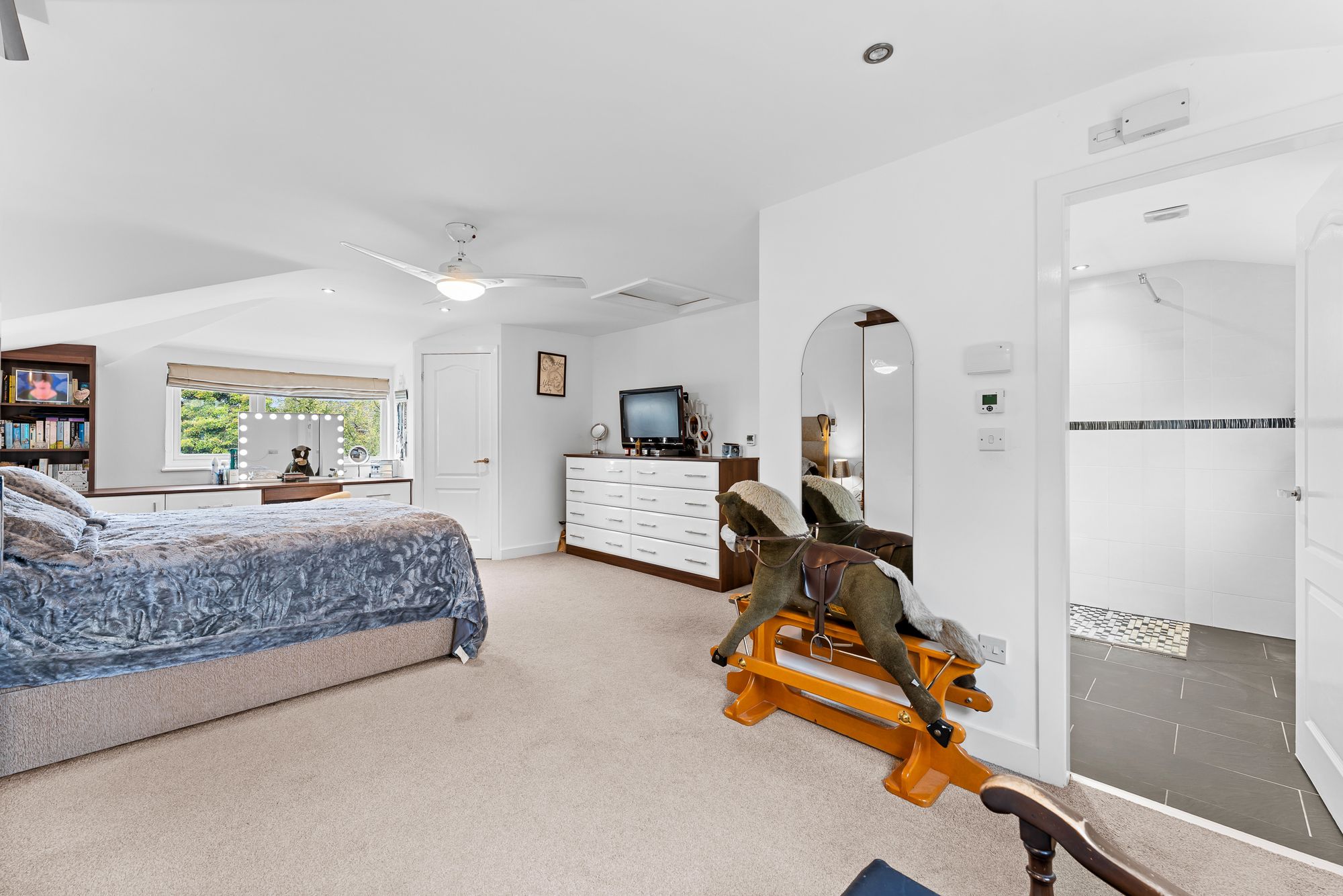 Buckingham Avenue, Widnes, WA8