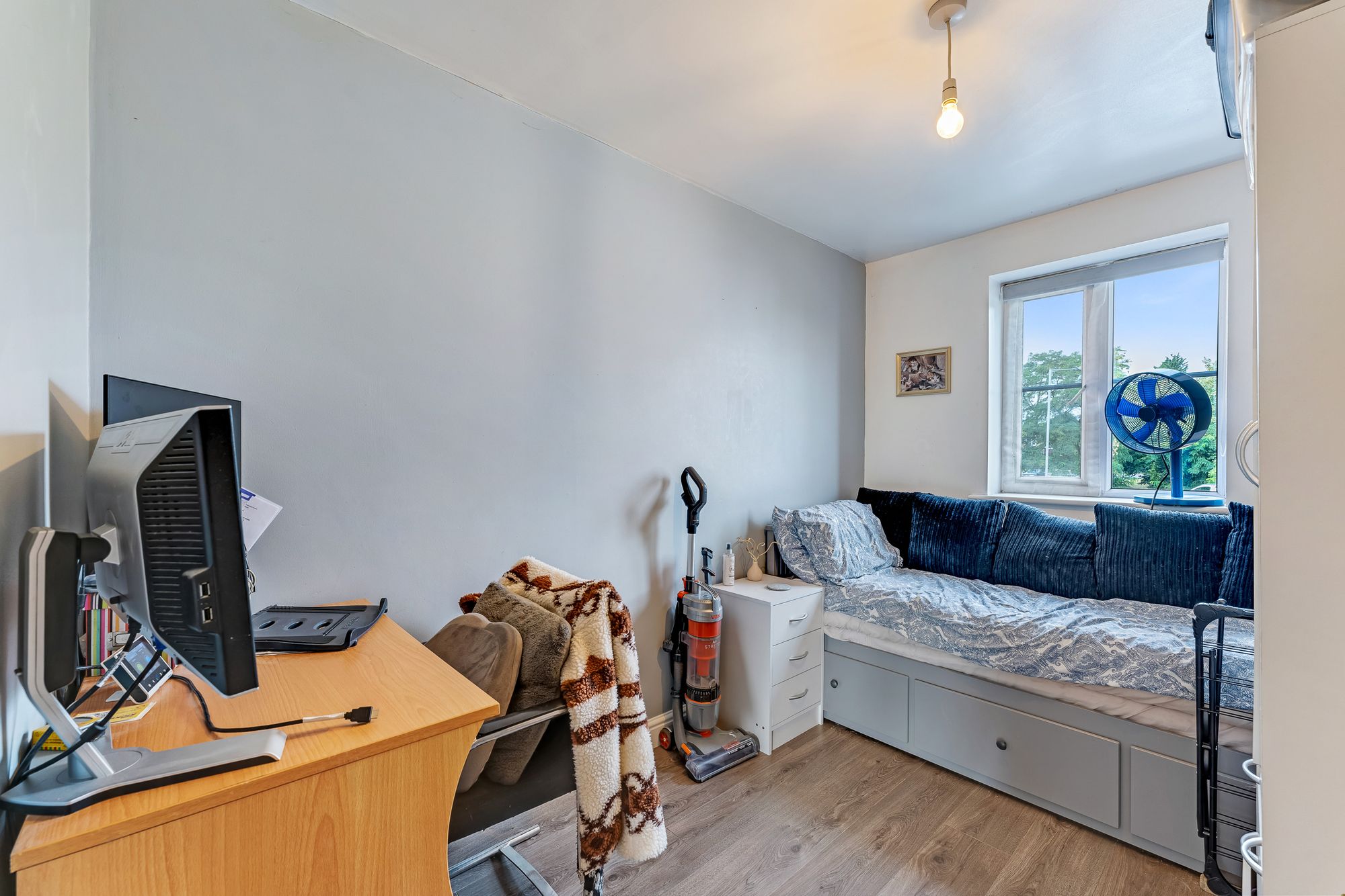 Guest Street, Leigh, WN7