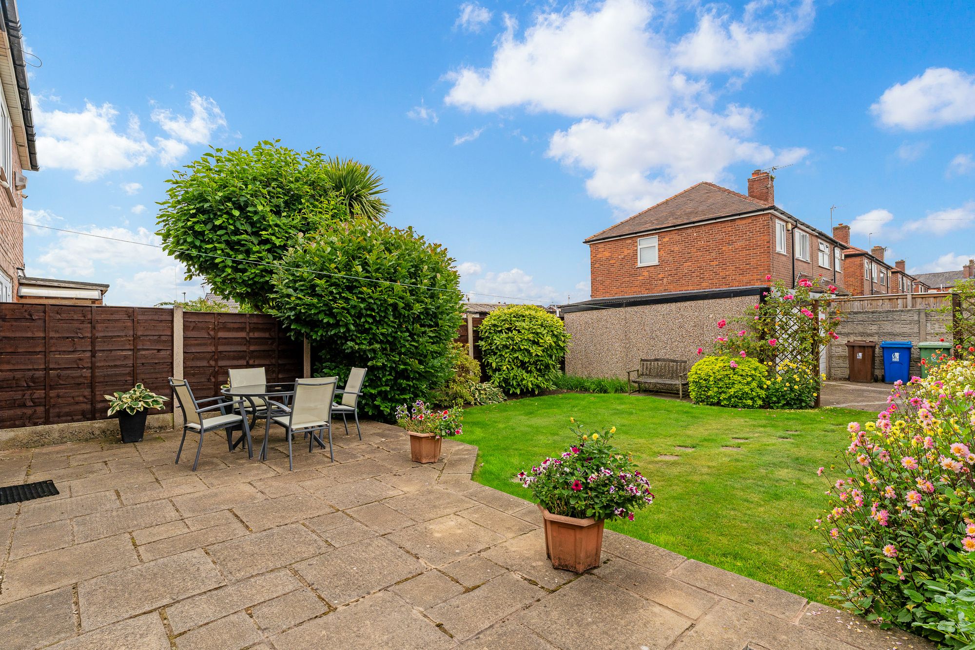 Charles Street, Leigh