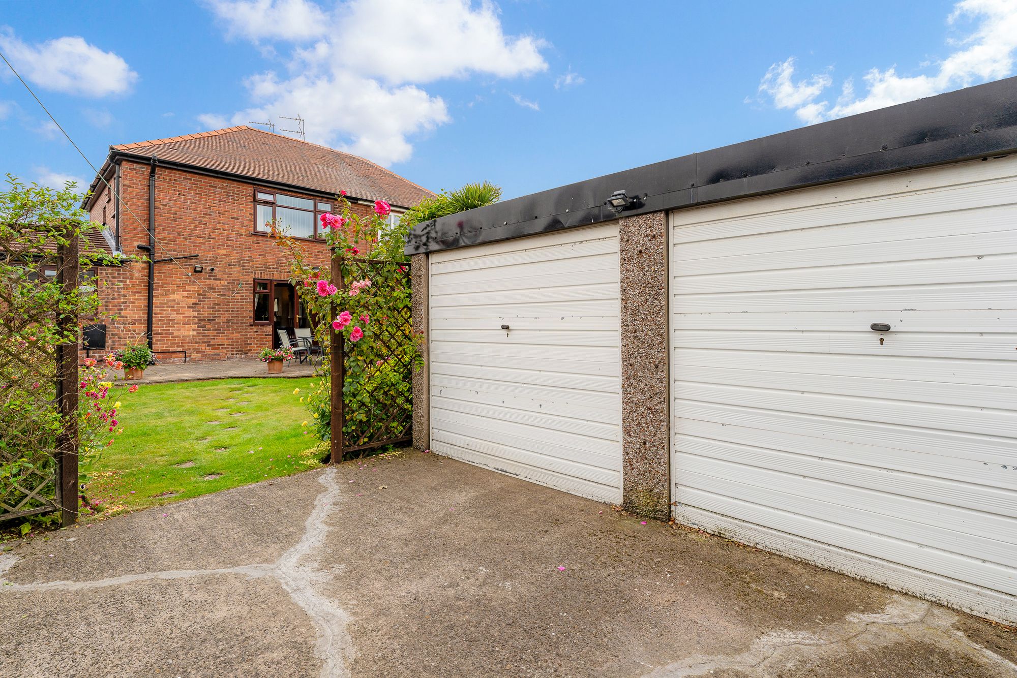 Charles Street, Leigh