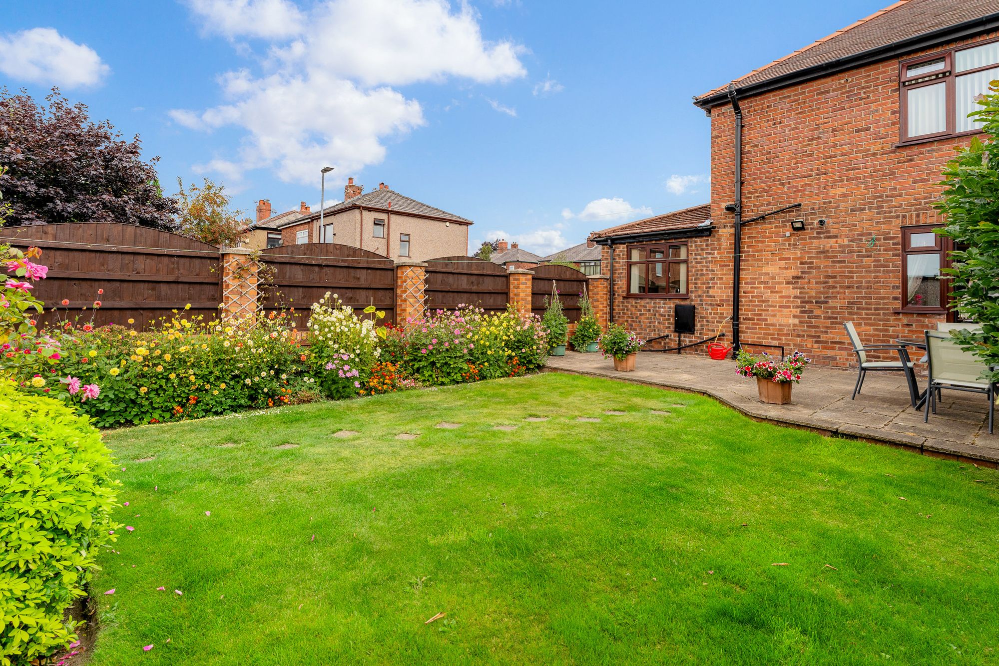 Charles Street, Leigh