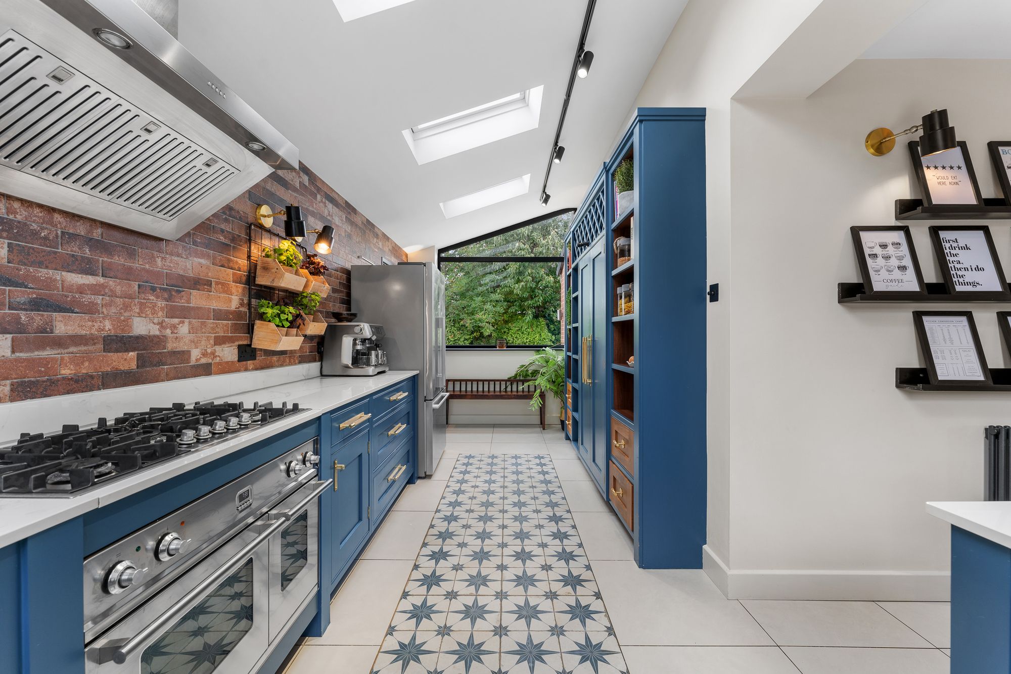 Park Road, Runcorn, WA7