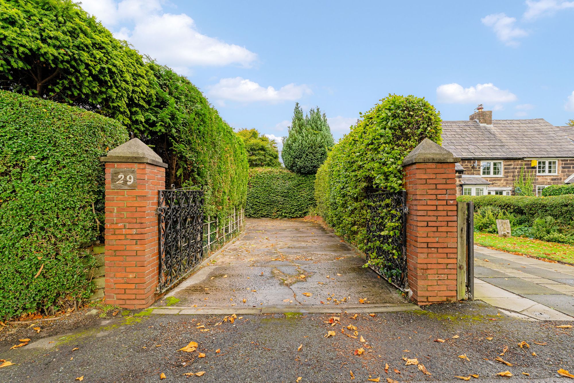 Park Road, Runcorn, WA7