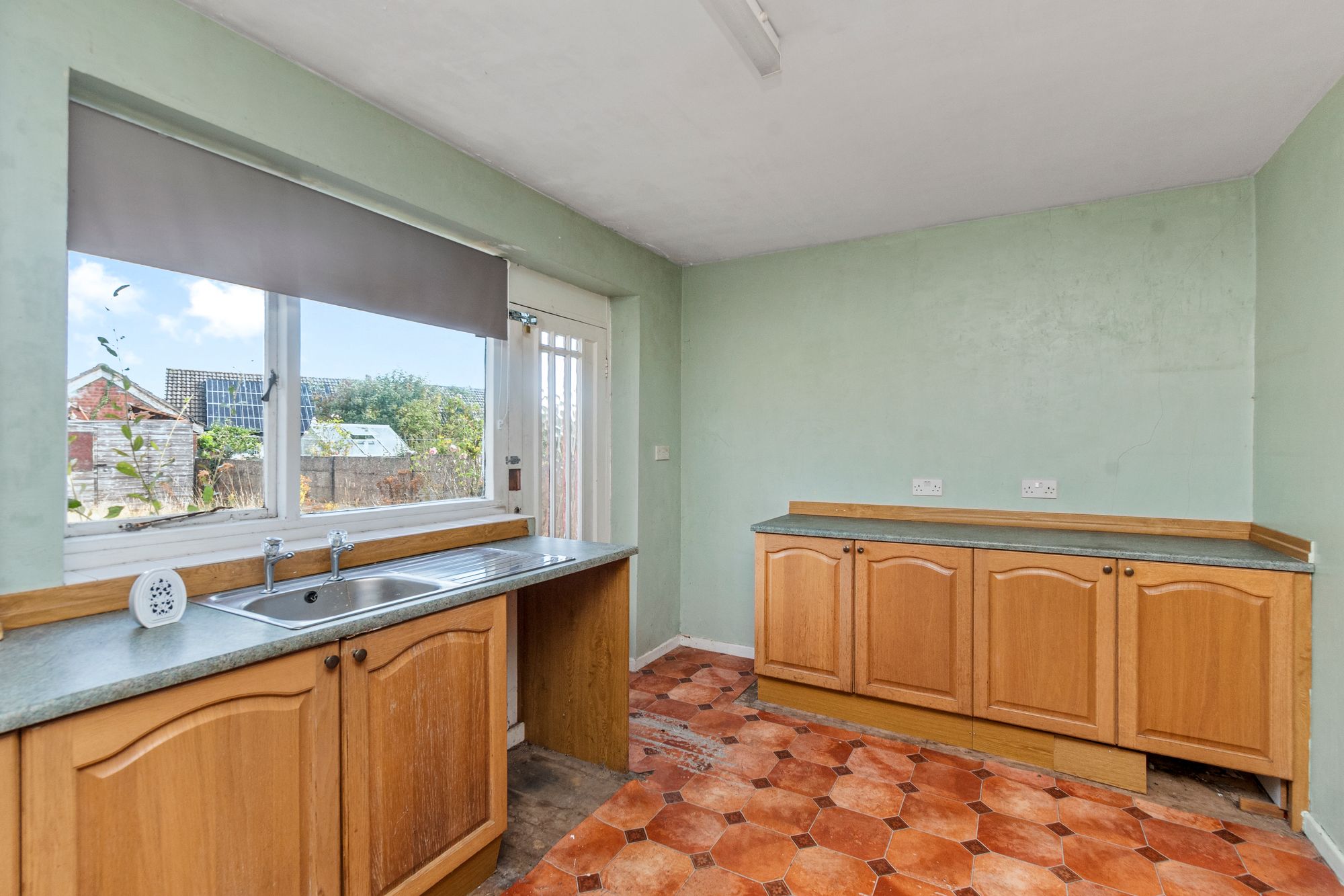 Abbots Hall Avenue, Clock Face, WA9