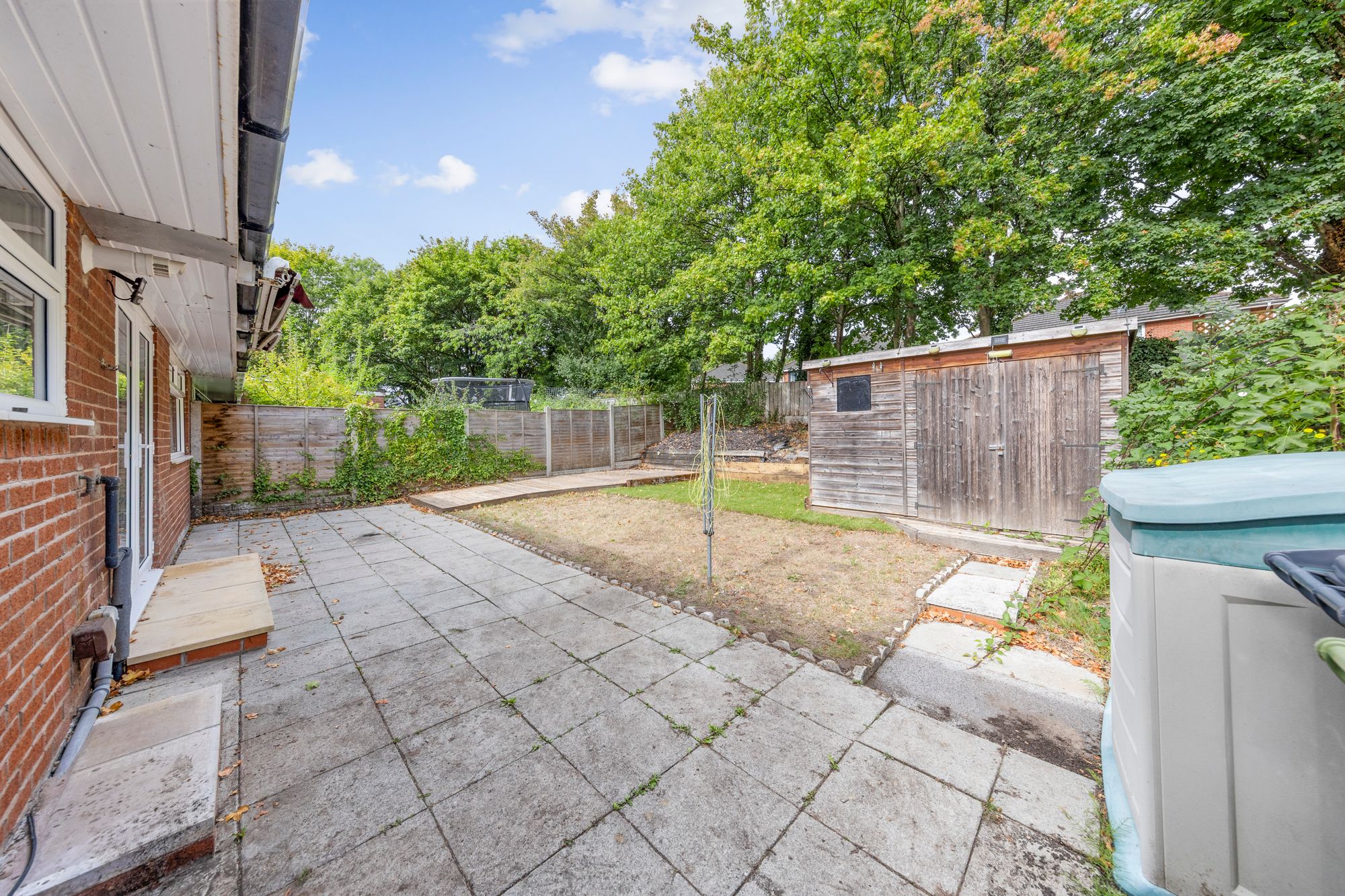 Douglas Close, Widnes