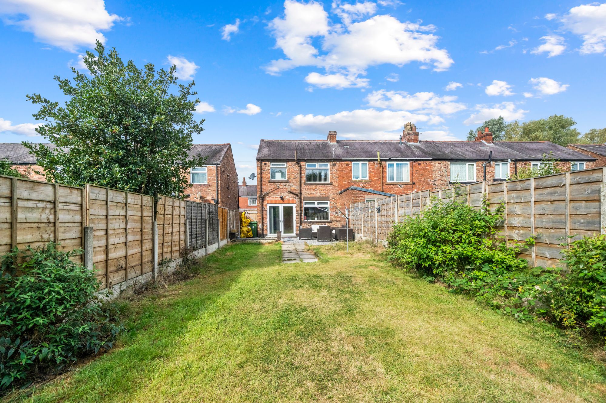 Lynton Street, Leigh