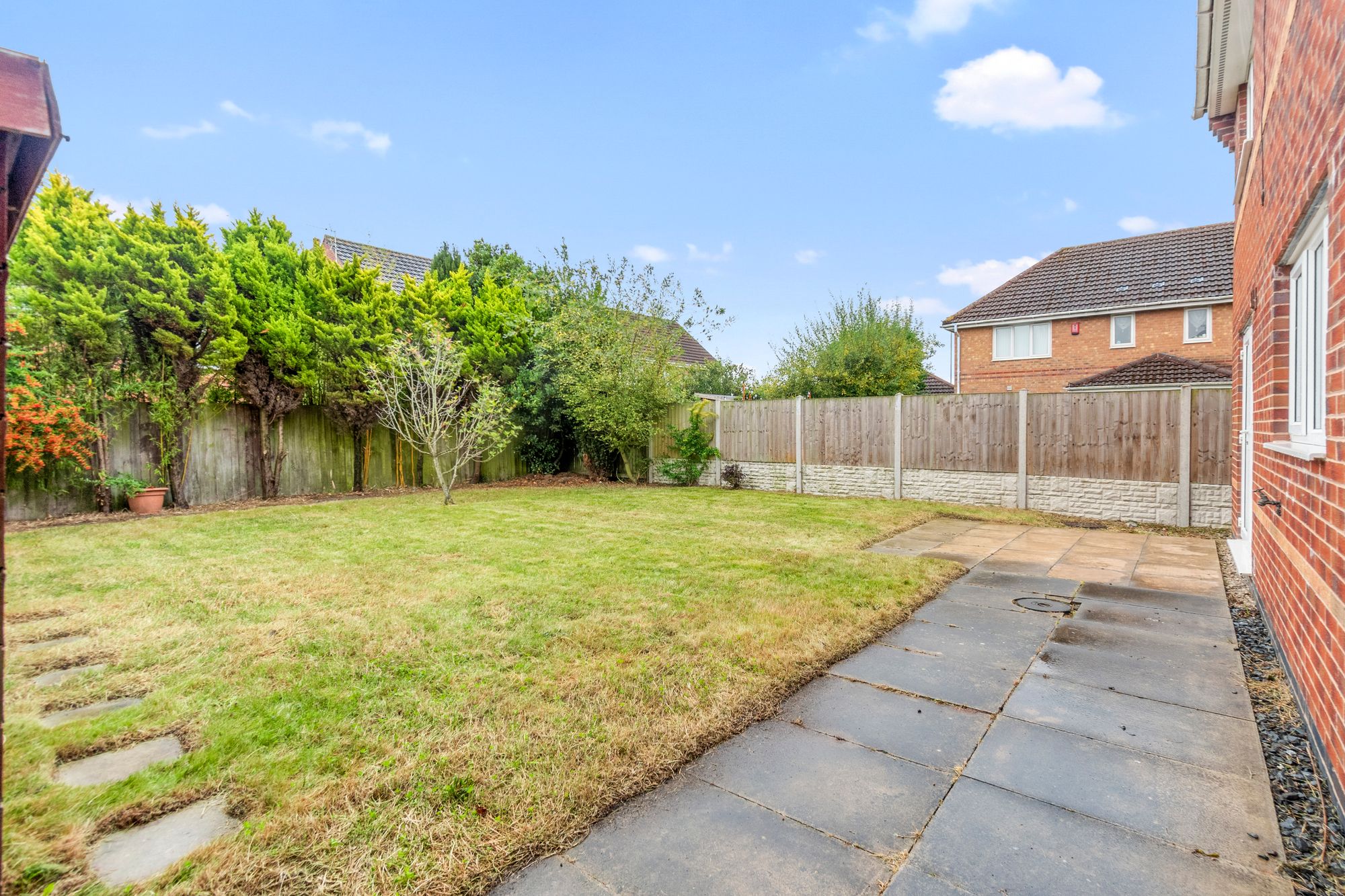 Heigham Gardens, St. Helens