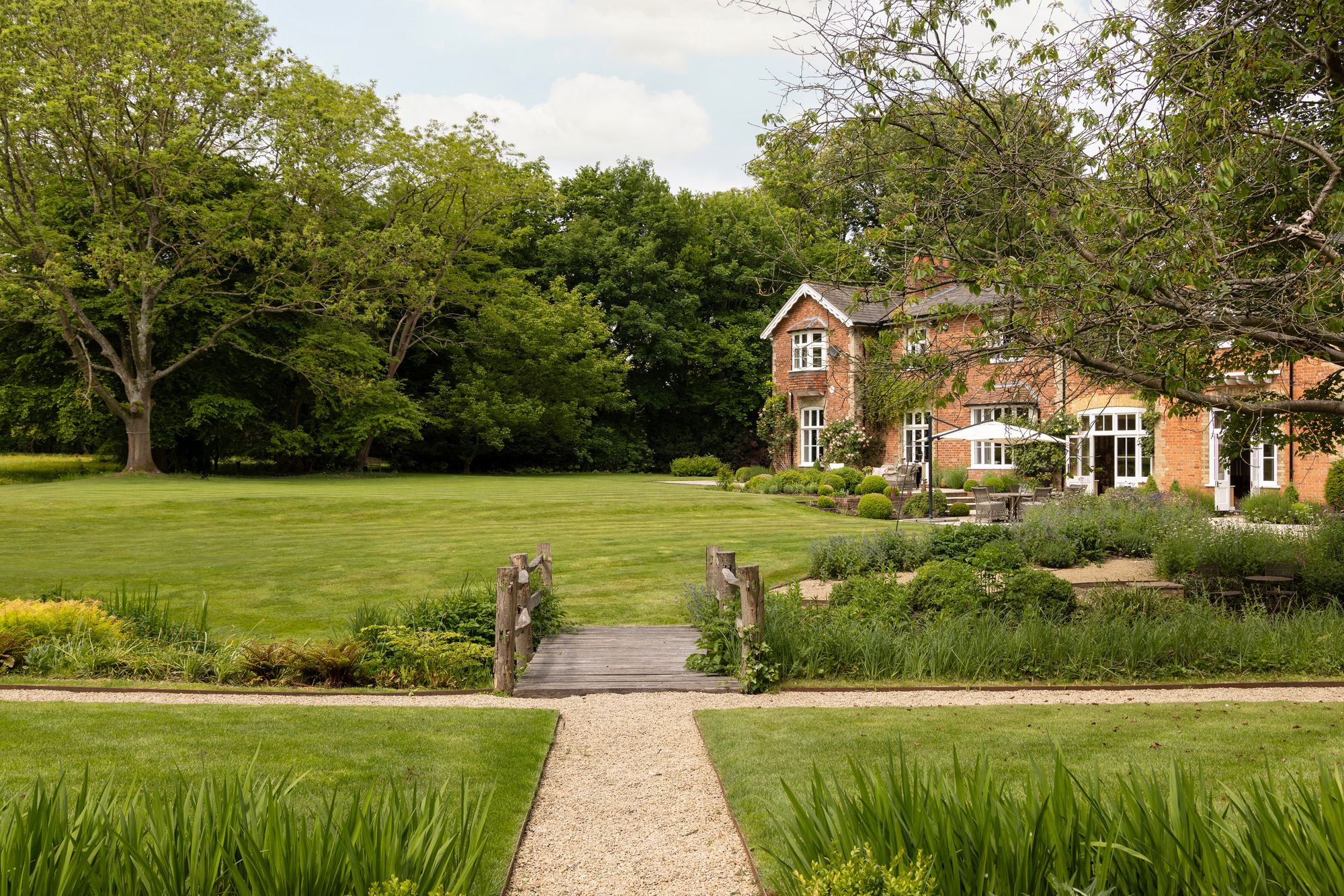 Story Of Home Garden Exterior Risborough Road Aylesbury HP17 16