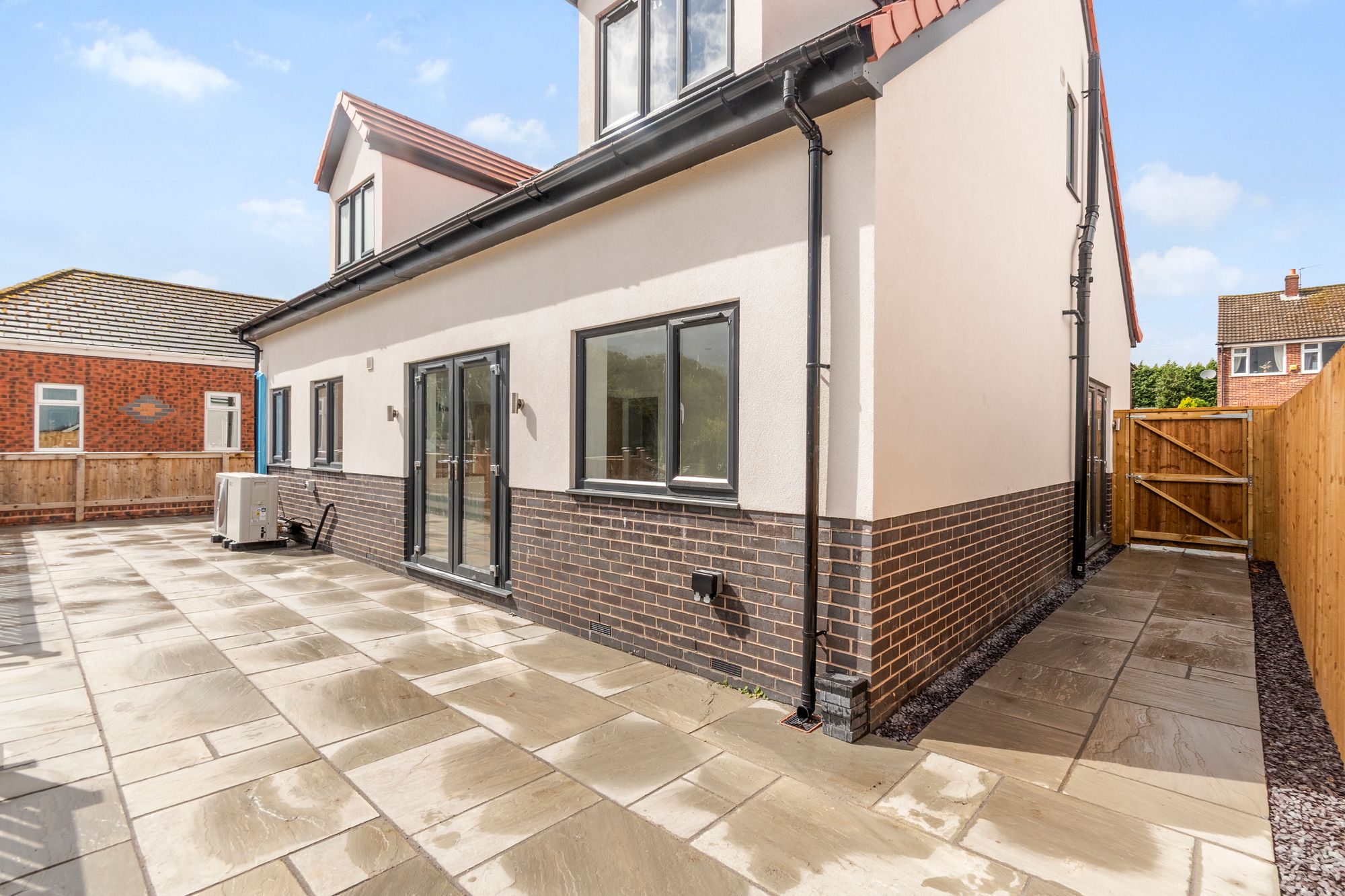 Moss Bank Road, St. Helens, WA11