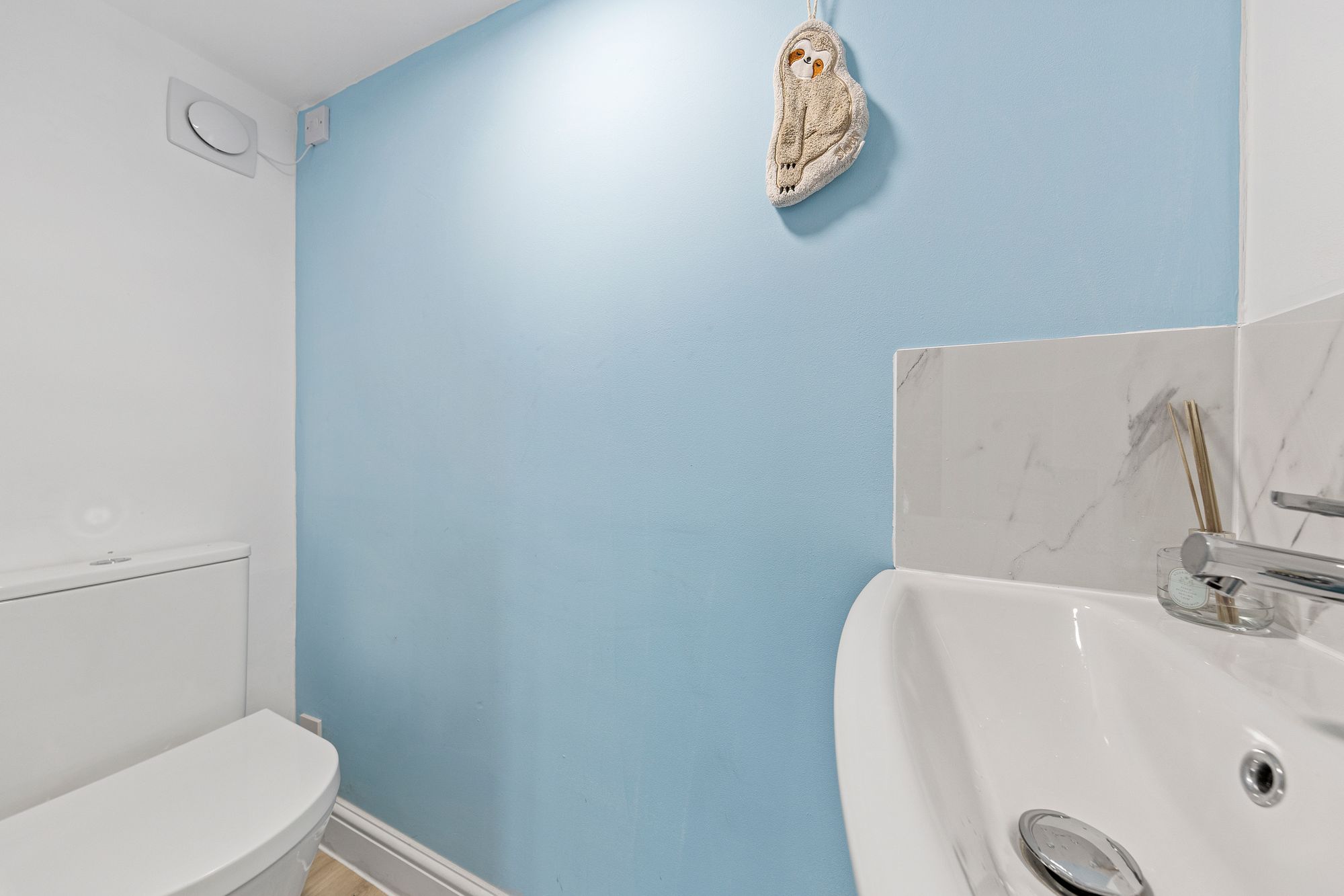 Cliftonville Road, Woolston, WA1