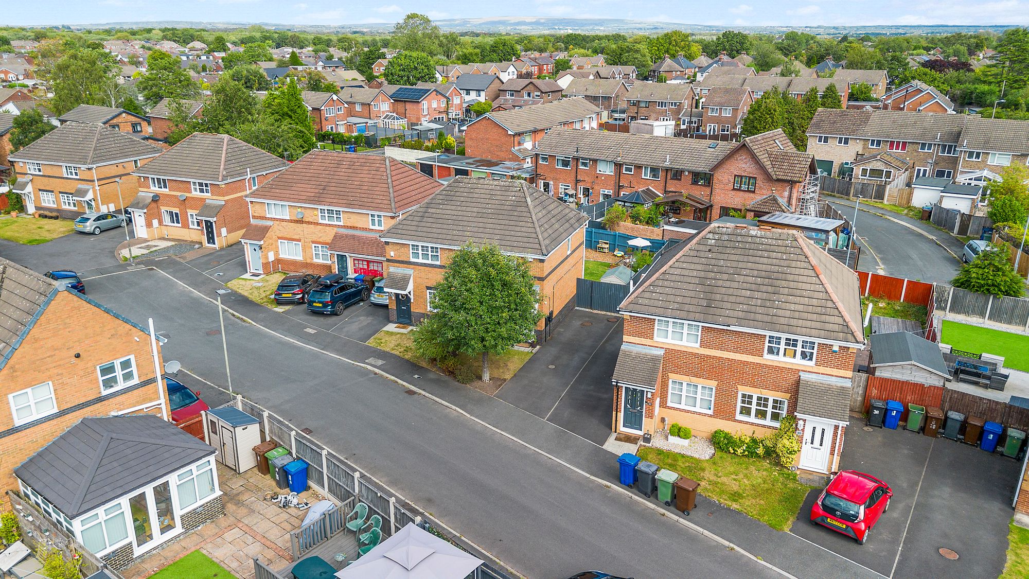 Fieldfare Close, Warrington