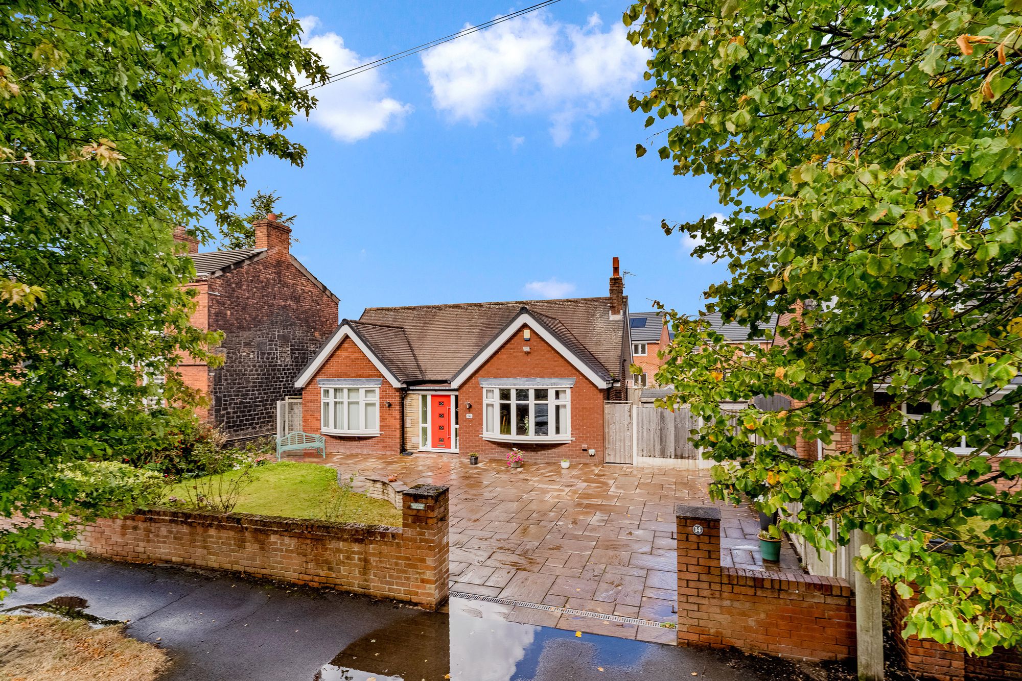 Lunts Heath Road, Widnes, WA8