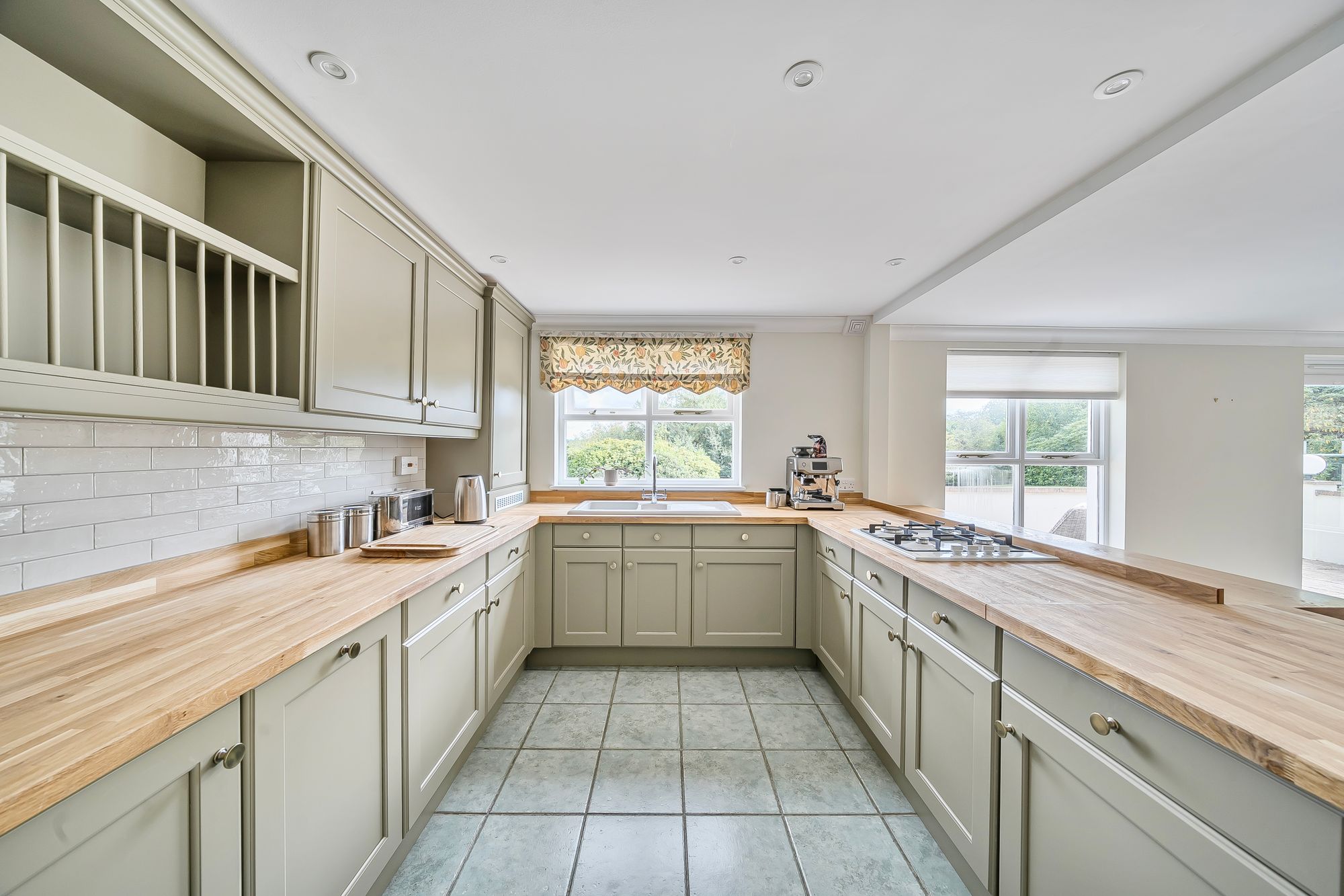 Trinity Close, Parkview, TN2
