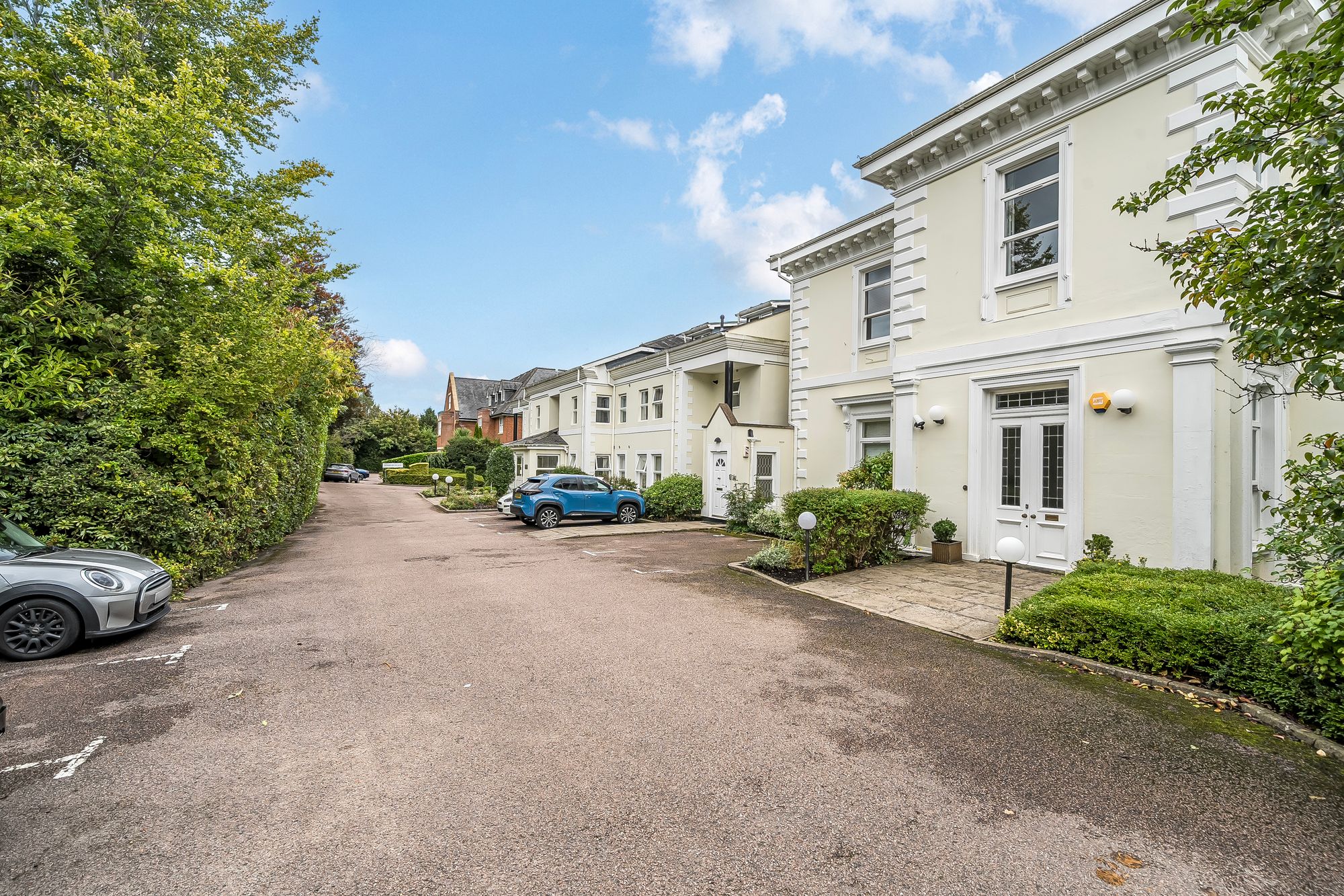Trinity Close, Parkview, TN2