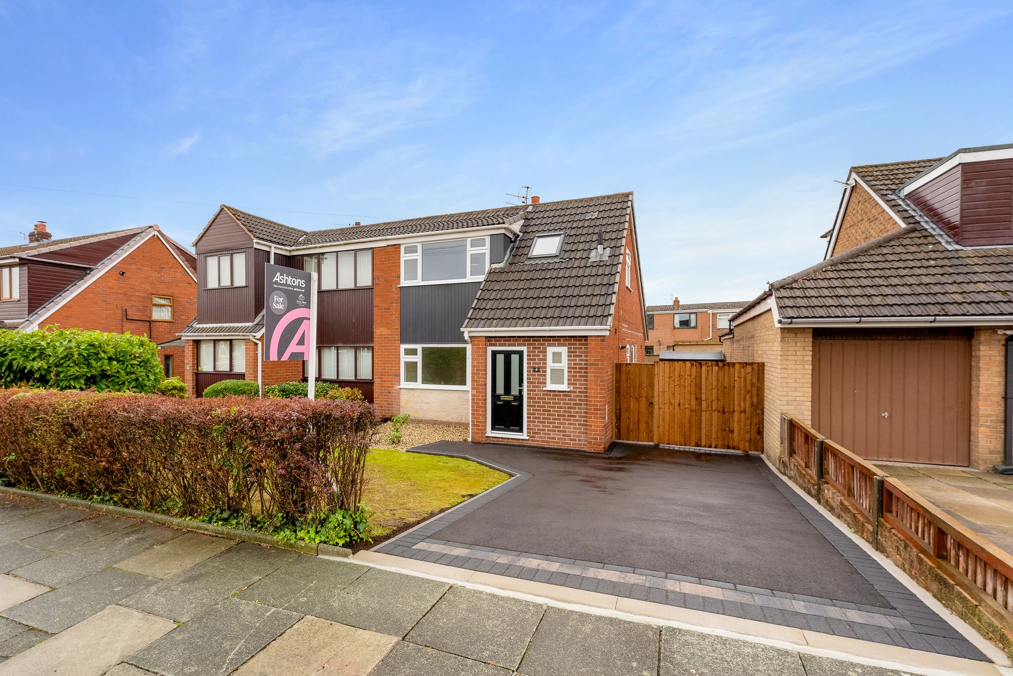 Girvan Crescent, Wigan