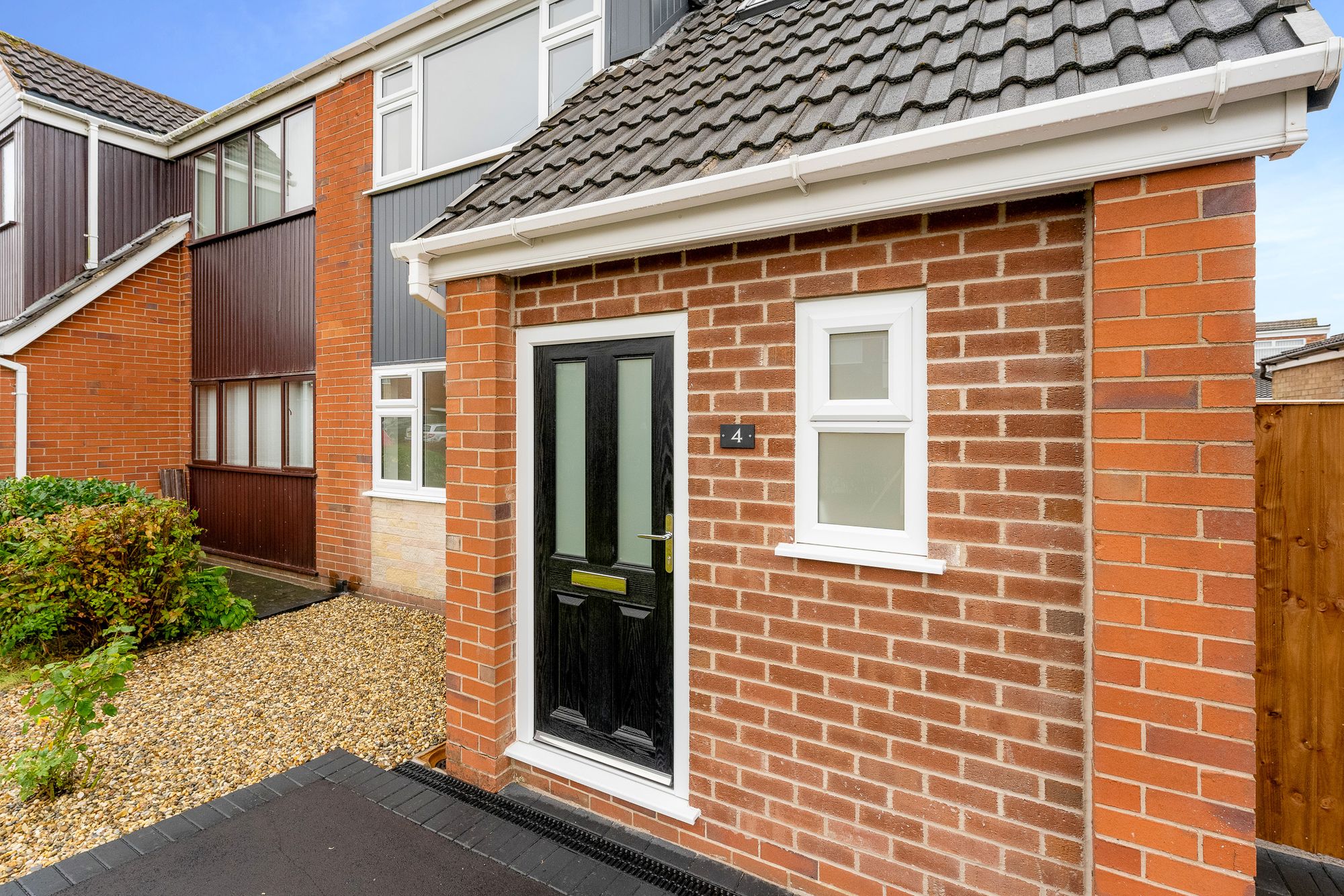 Girvan Crescent, Wigan