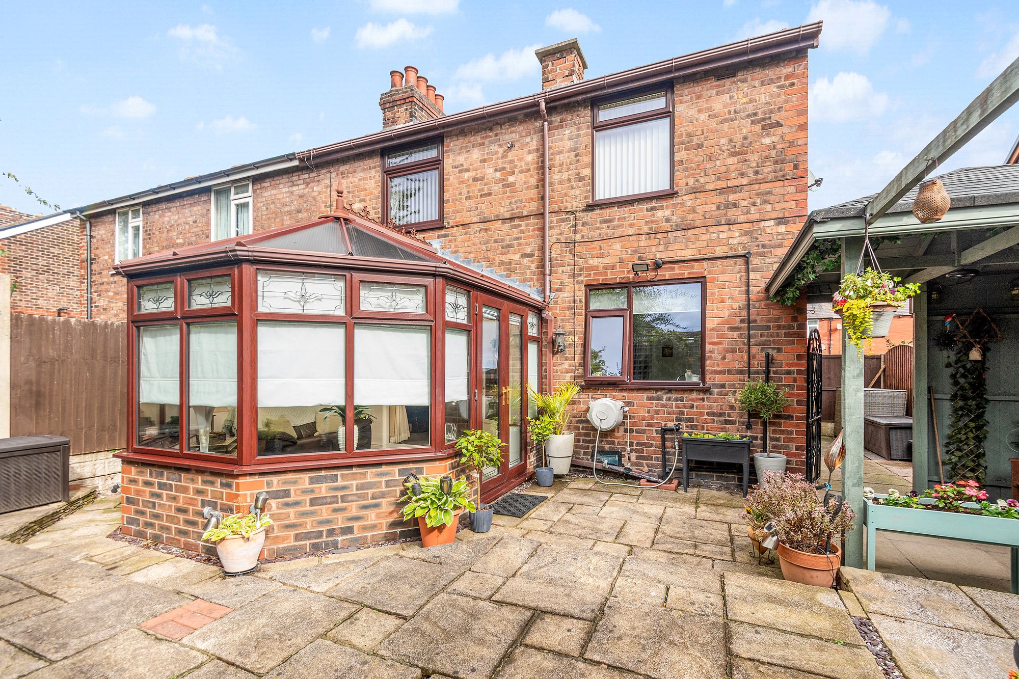 Elephant Lane, St. Helens