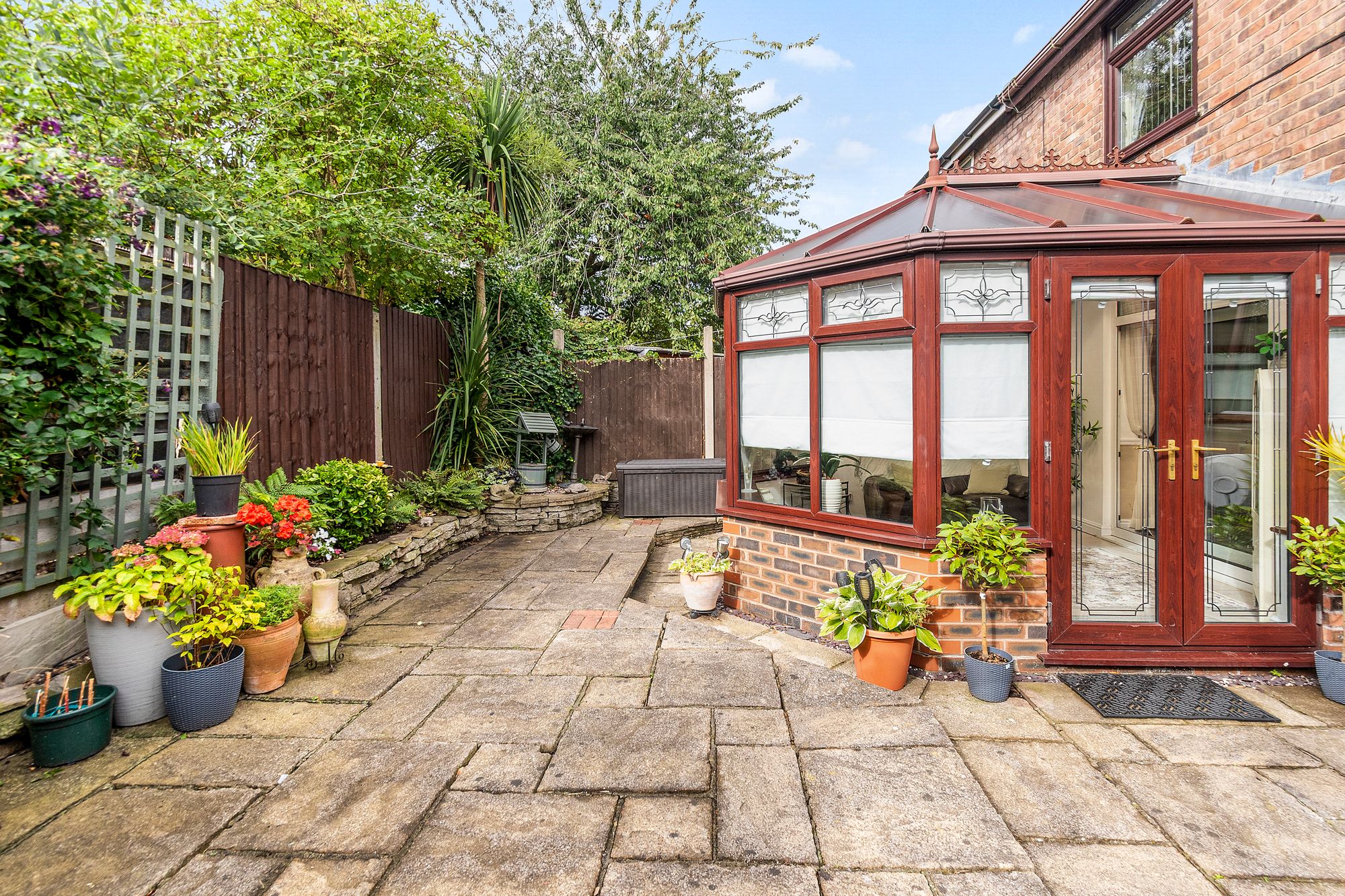 Elephant Lane, St. Helens