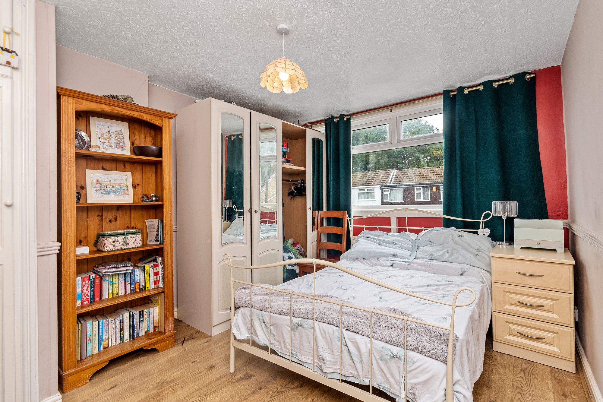 Delafield Close, Fearnhead, WA2