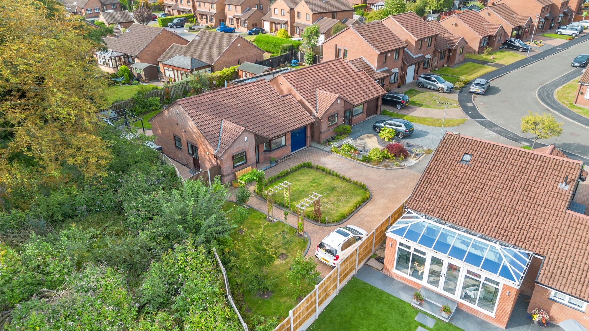 Hudson Close, Old Hall, WA5