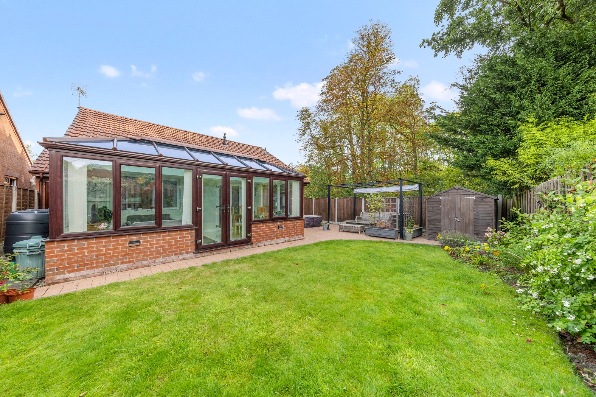 Hudson Close, Old Hall, WA5