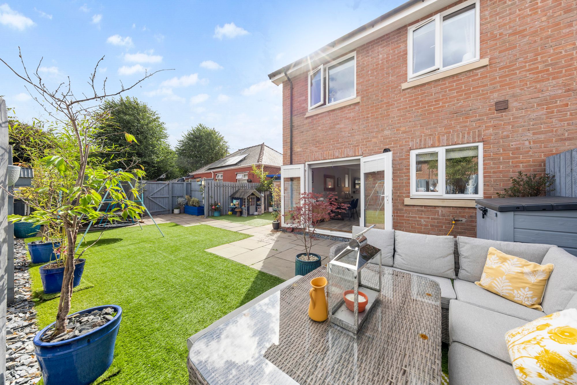 Liverpool Road, Great Sankey, WA5