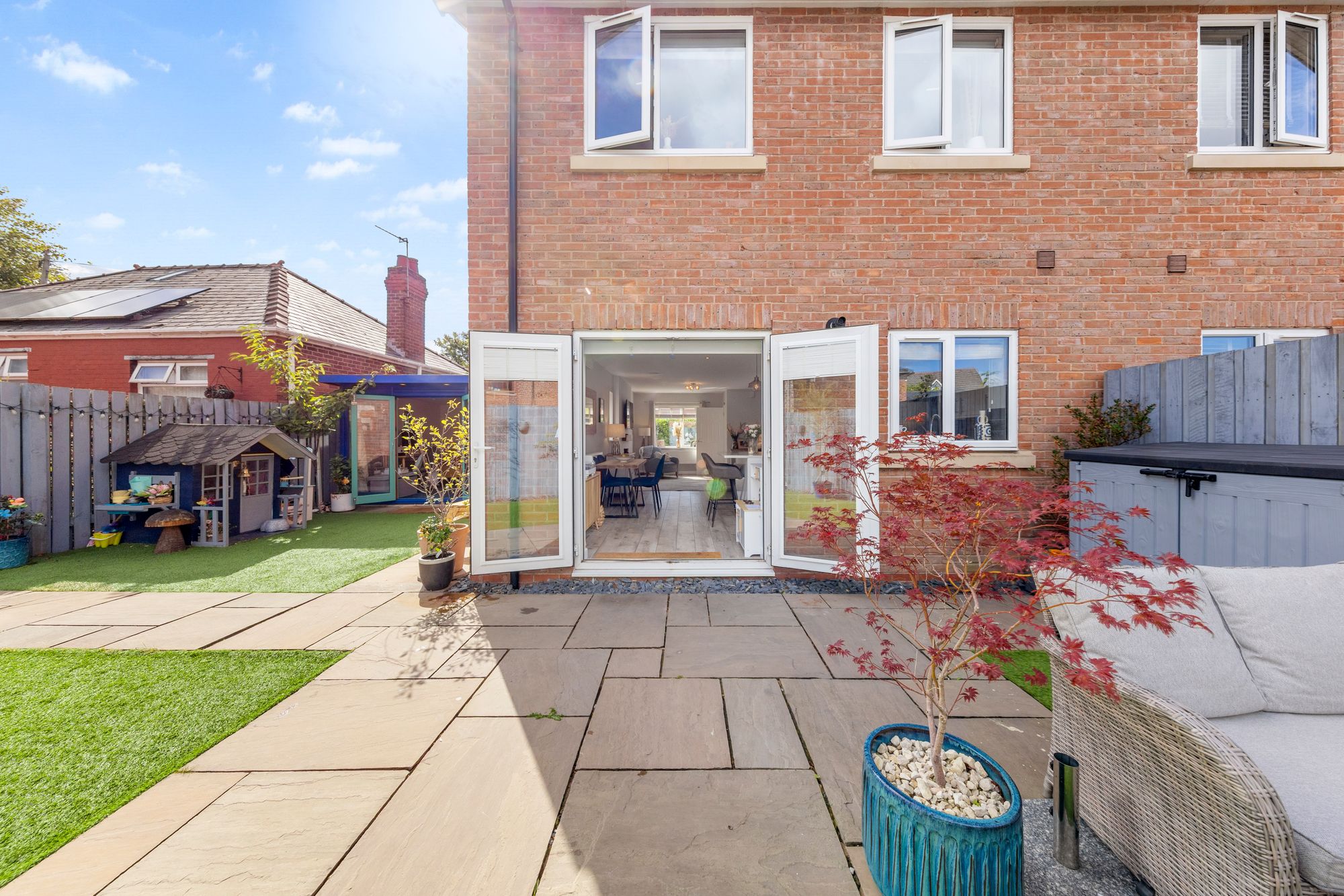 Liverpool Road, Great Sankey, WA5