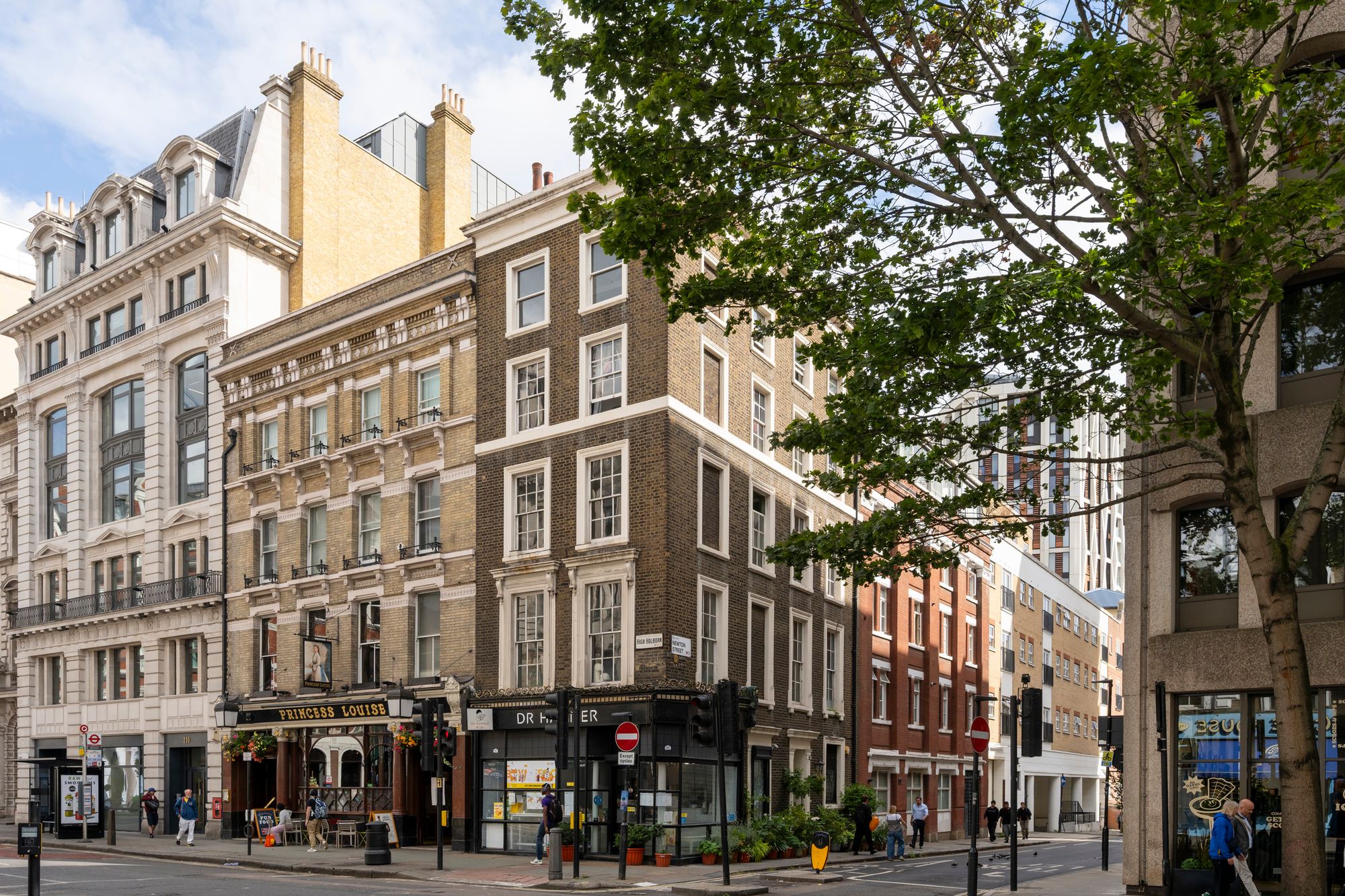 SOH House For Sale High Holborn Exteriors 2