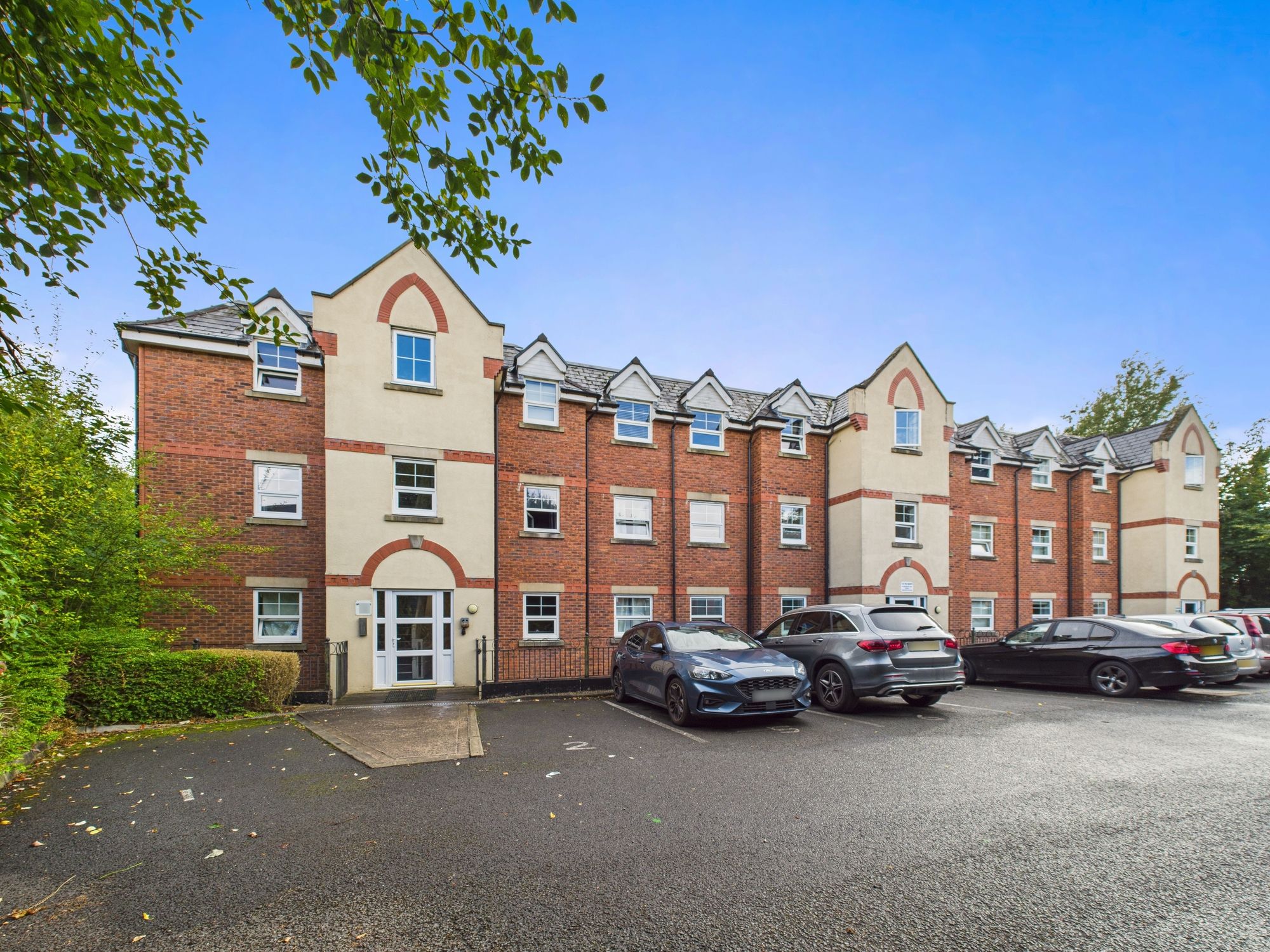 CAM05197G0 PR0116 STILL024