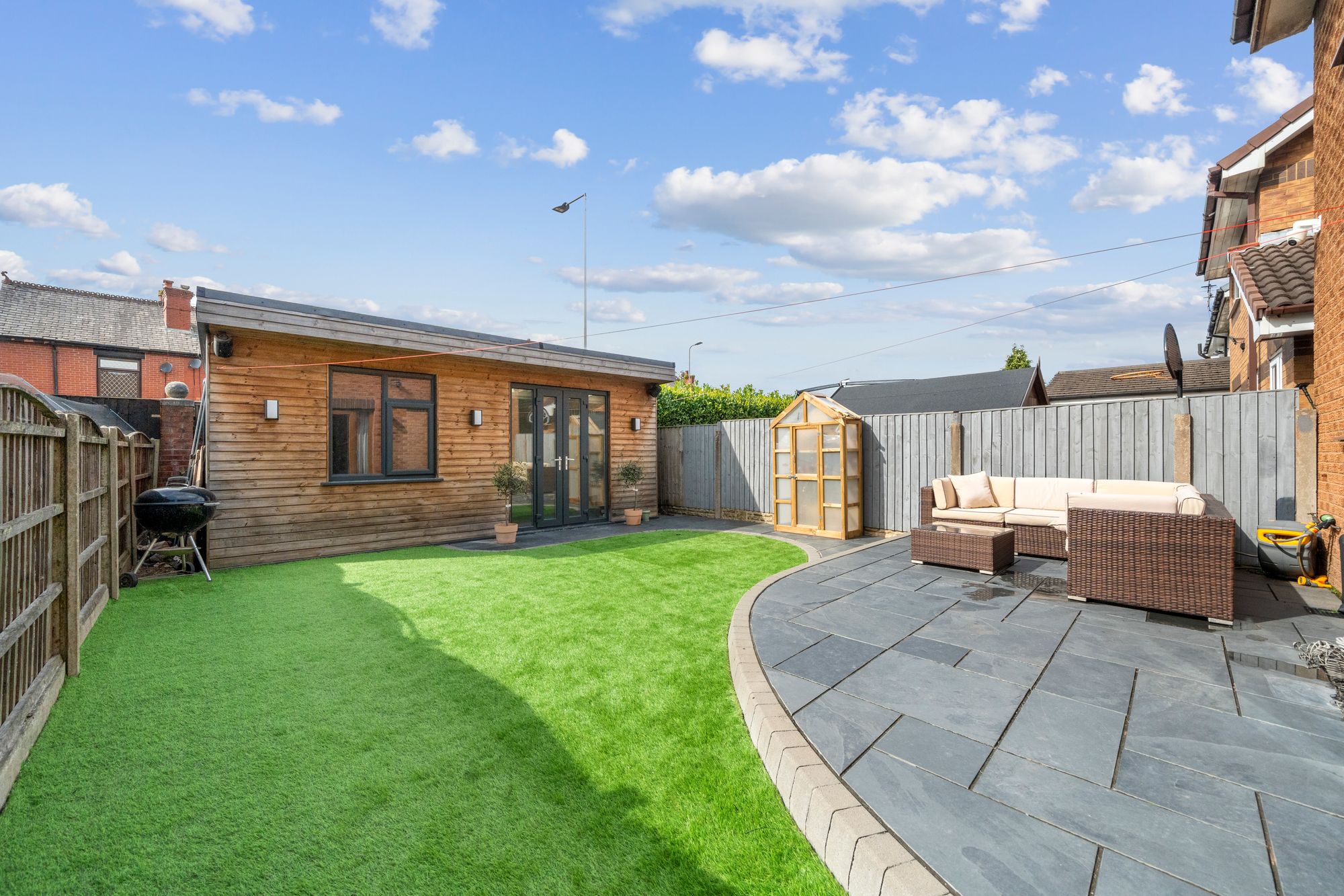 Chinnor Close, Leigh