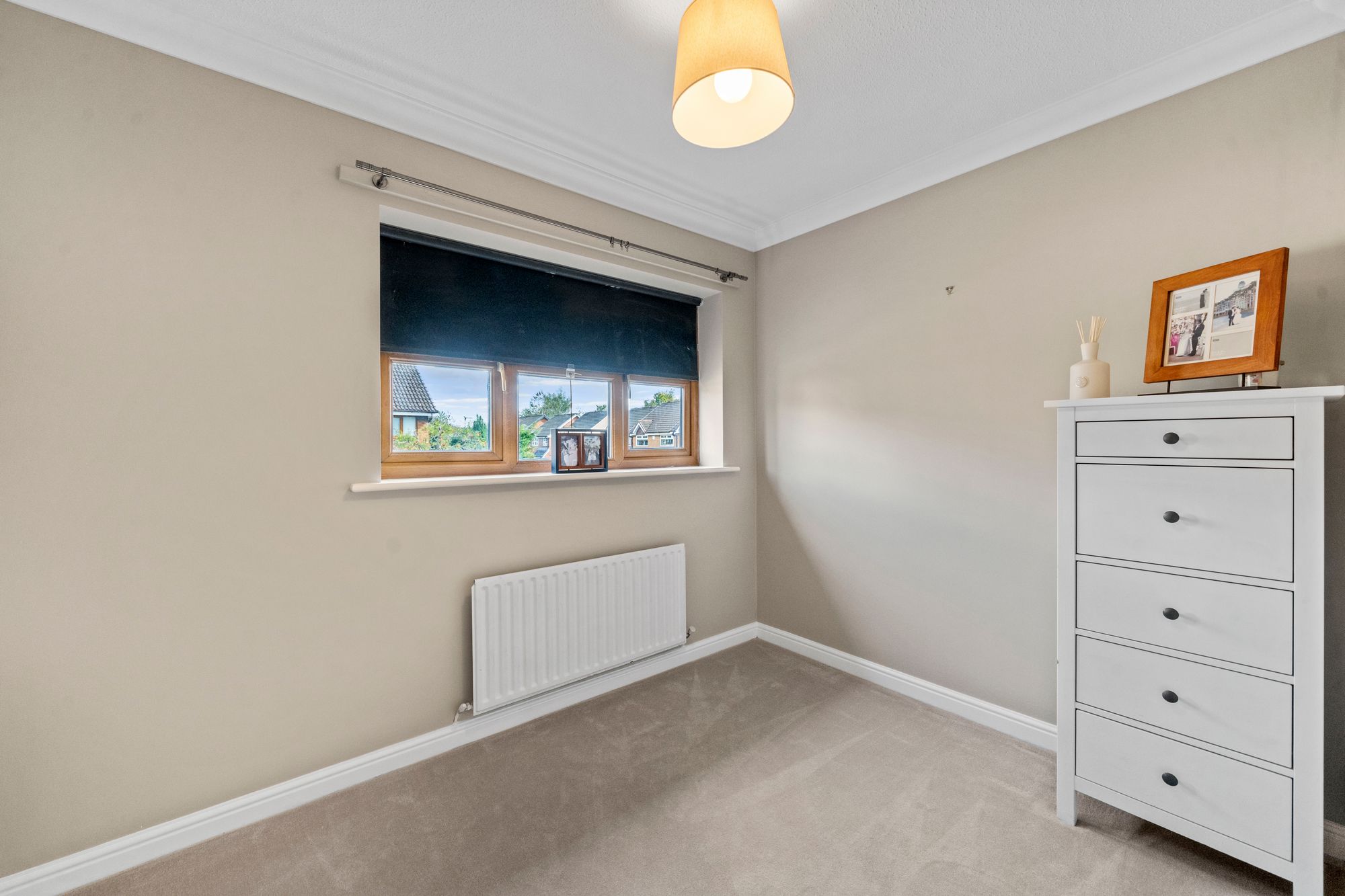 Chinnor Close, Leigh