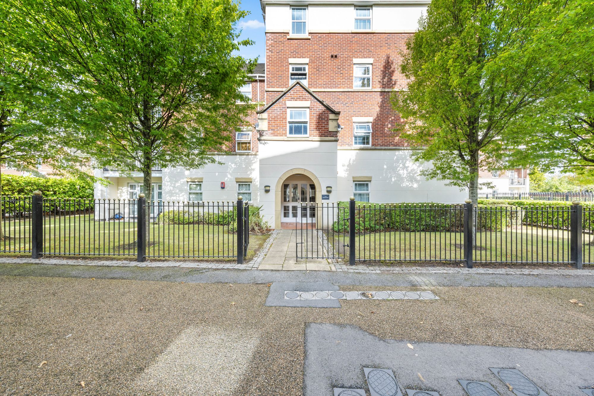 Seattle Close, Great Sankey, WA5