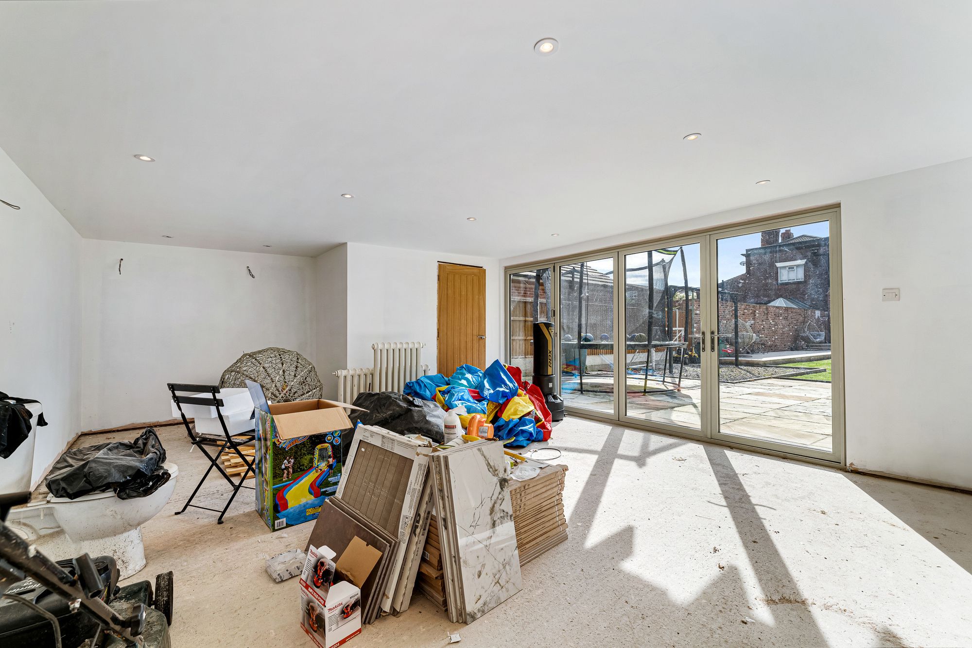 Derby Road, Widnes, WA8