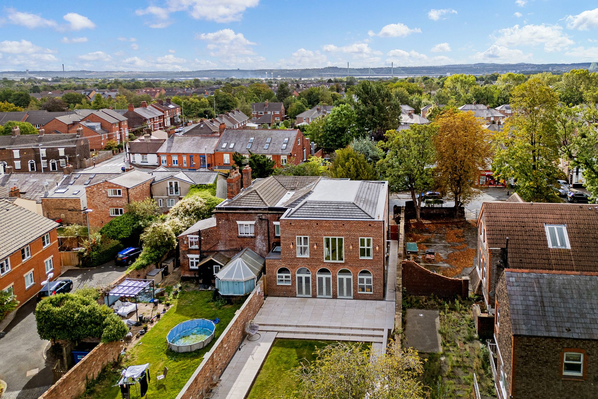 Derby Road, Widnes, WA8