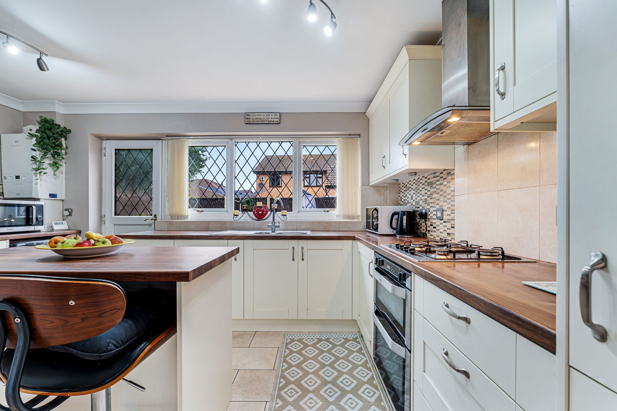 Ravenfield Drive, Widnes, WA8