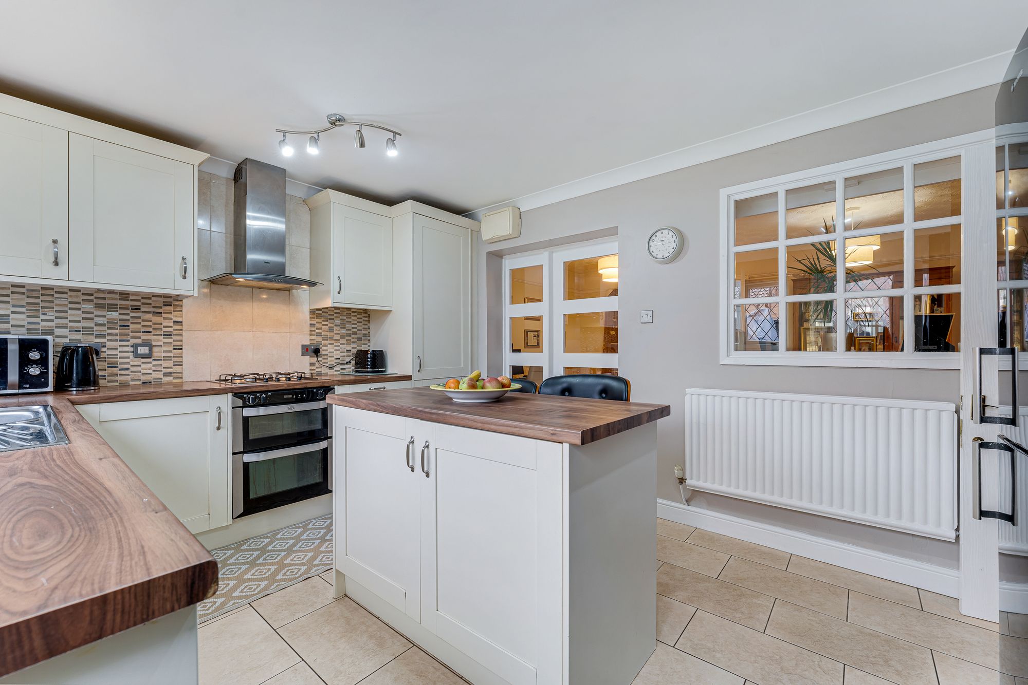 Ravenfield Drive, Widnes, WA8