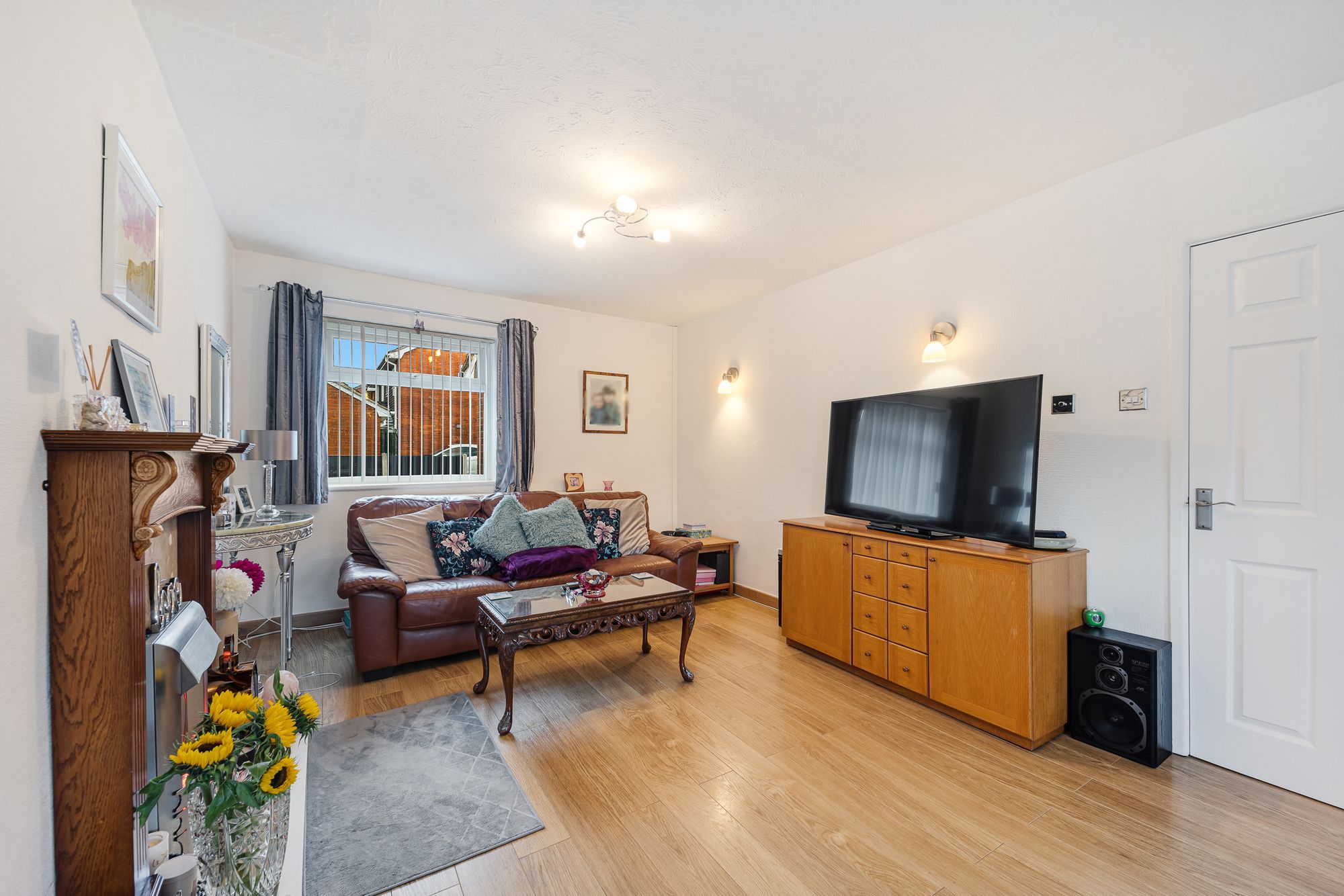 Calverley Close, Brookvale, WA7