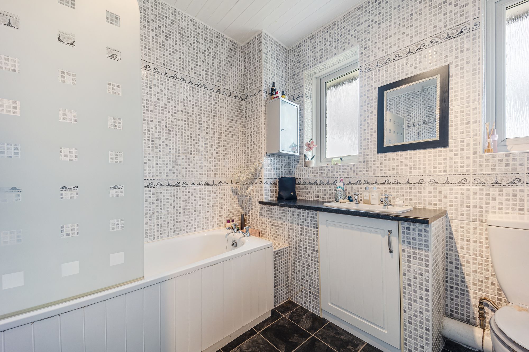 Calverley Close, Brookvale, WA7