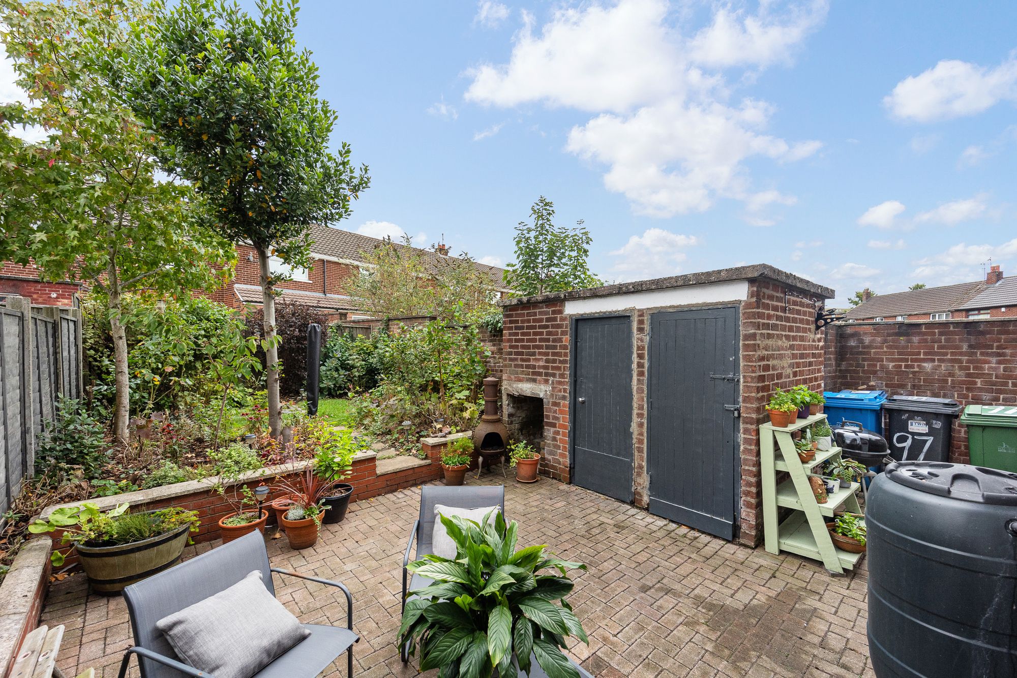 Royal Avenue, Widnes