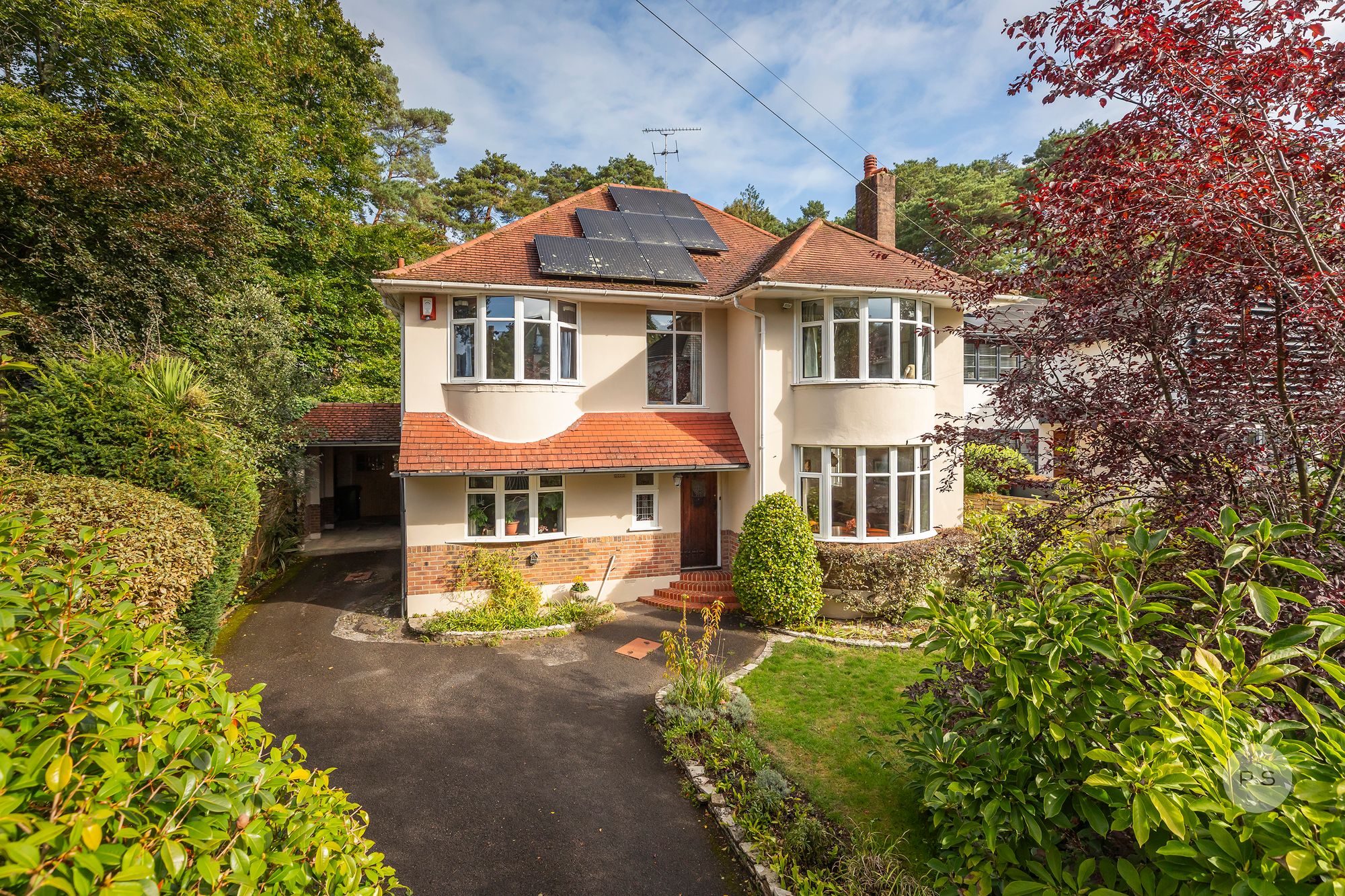 Canford Cliffs Avenue, Lower Parkstone, Poole BH14