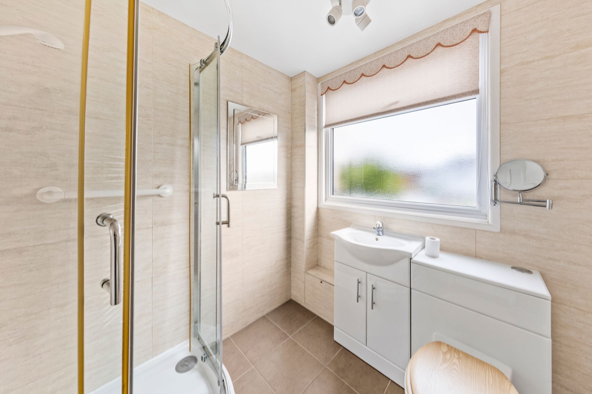 Linden Close, Woolston, WA1