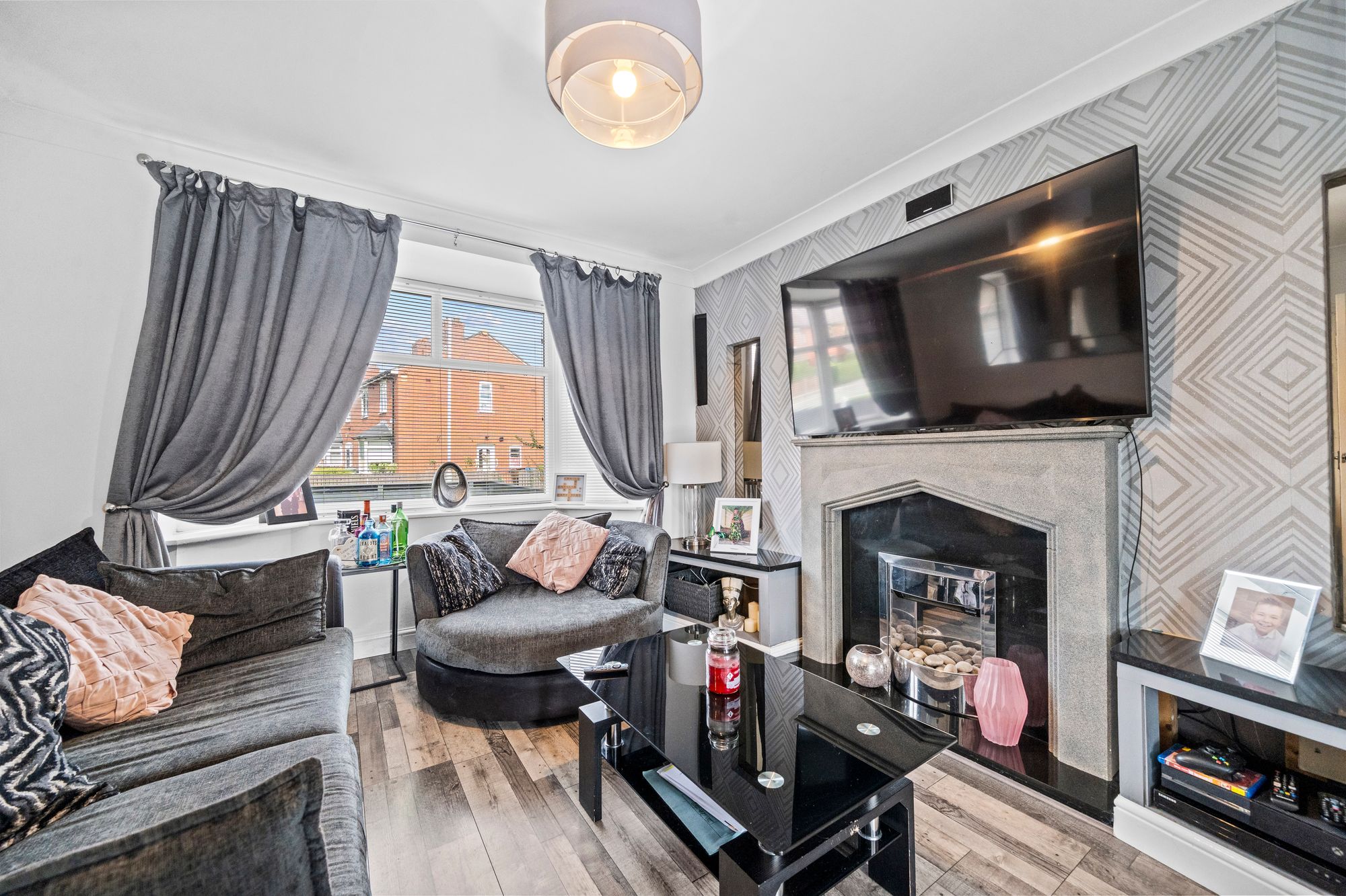 Butts Avenue, Leigh, WN7