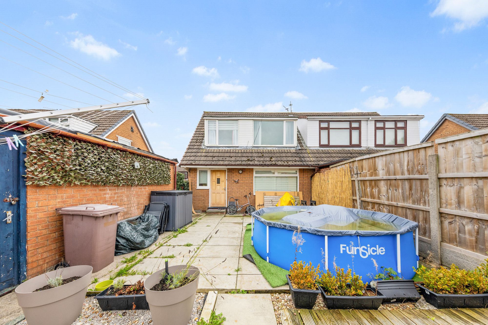 Whiteside Road, Haydock, WA11