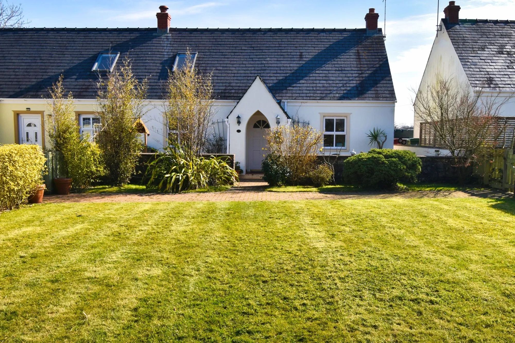 Manorbier, Tudor Lodge, SA70