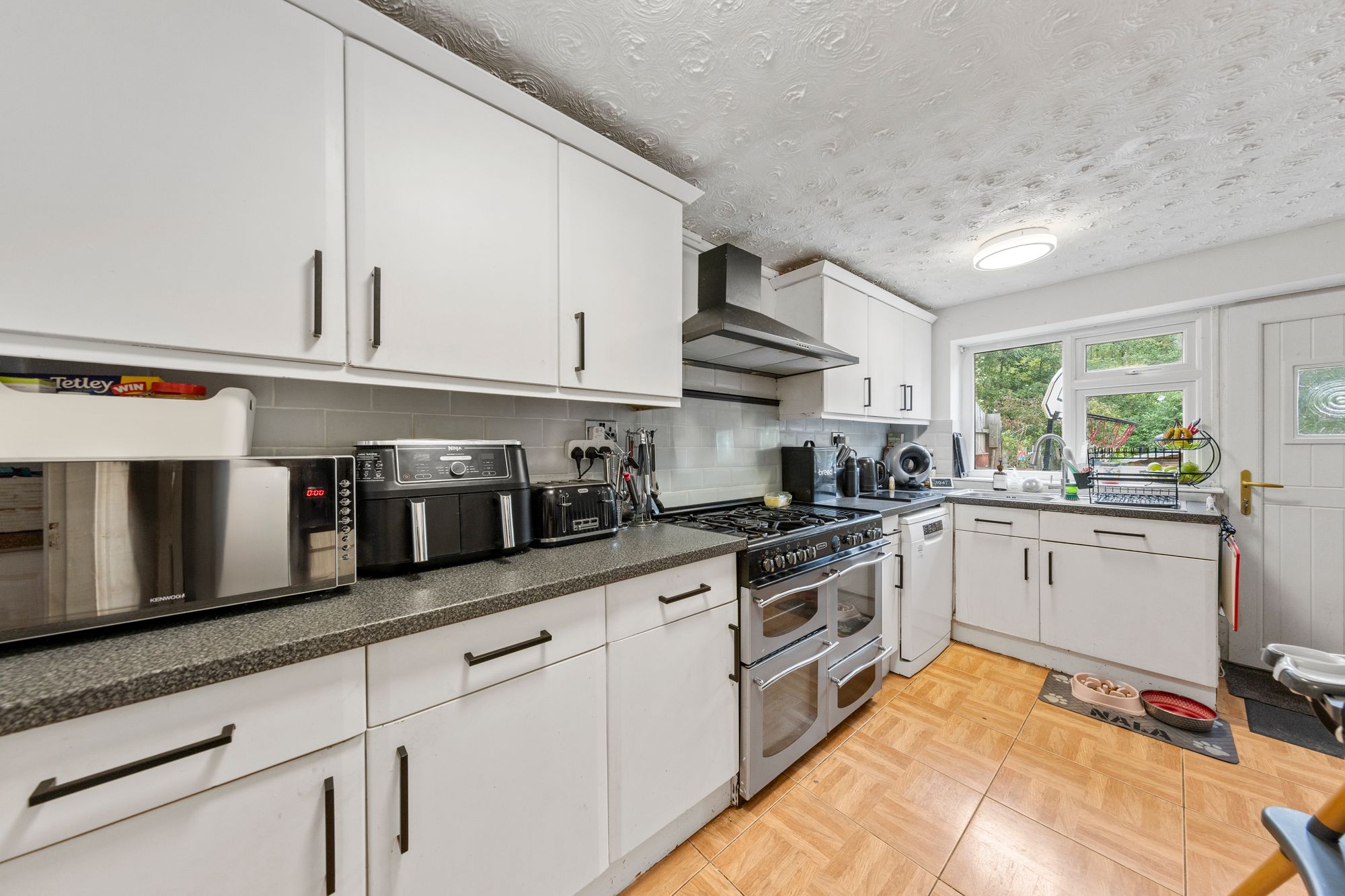 Brook End, St. Helens