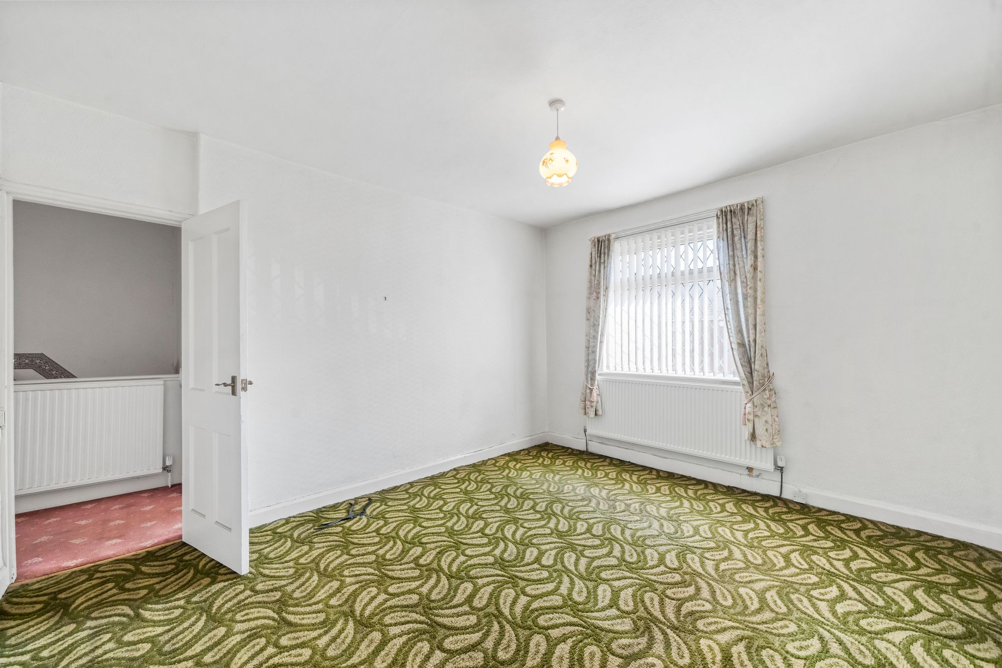 Mains Avenue, Bamfurlong, WN2